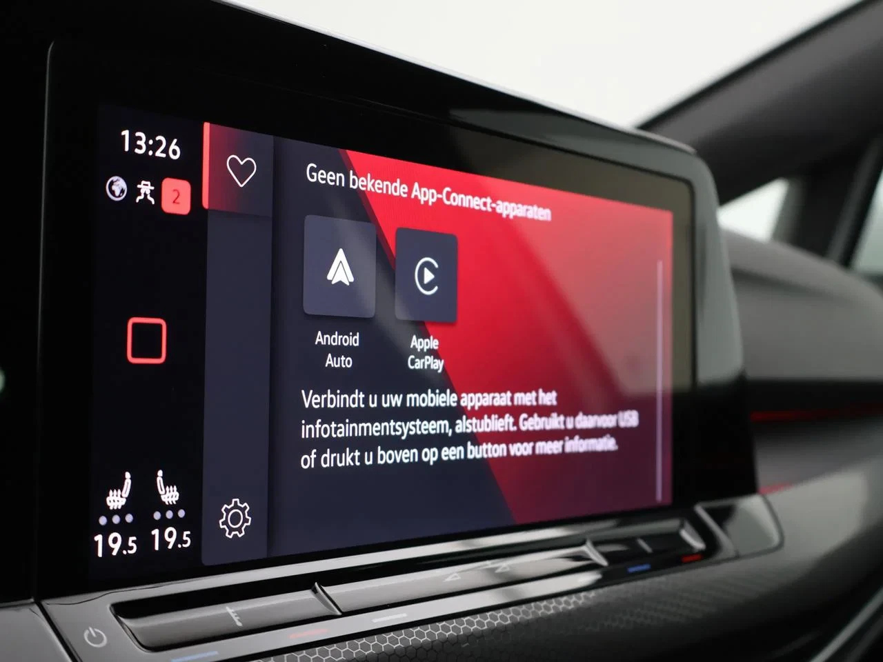 Volkswagen-Golf-image-17