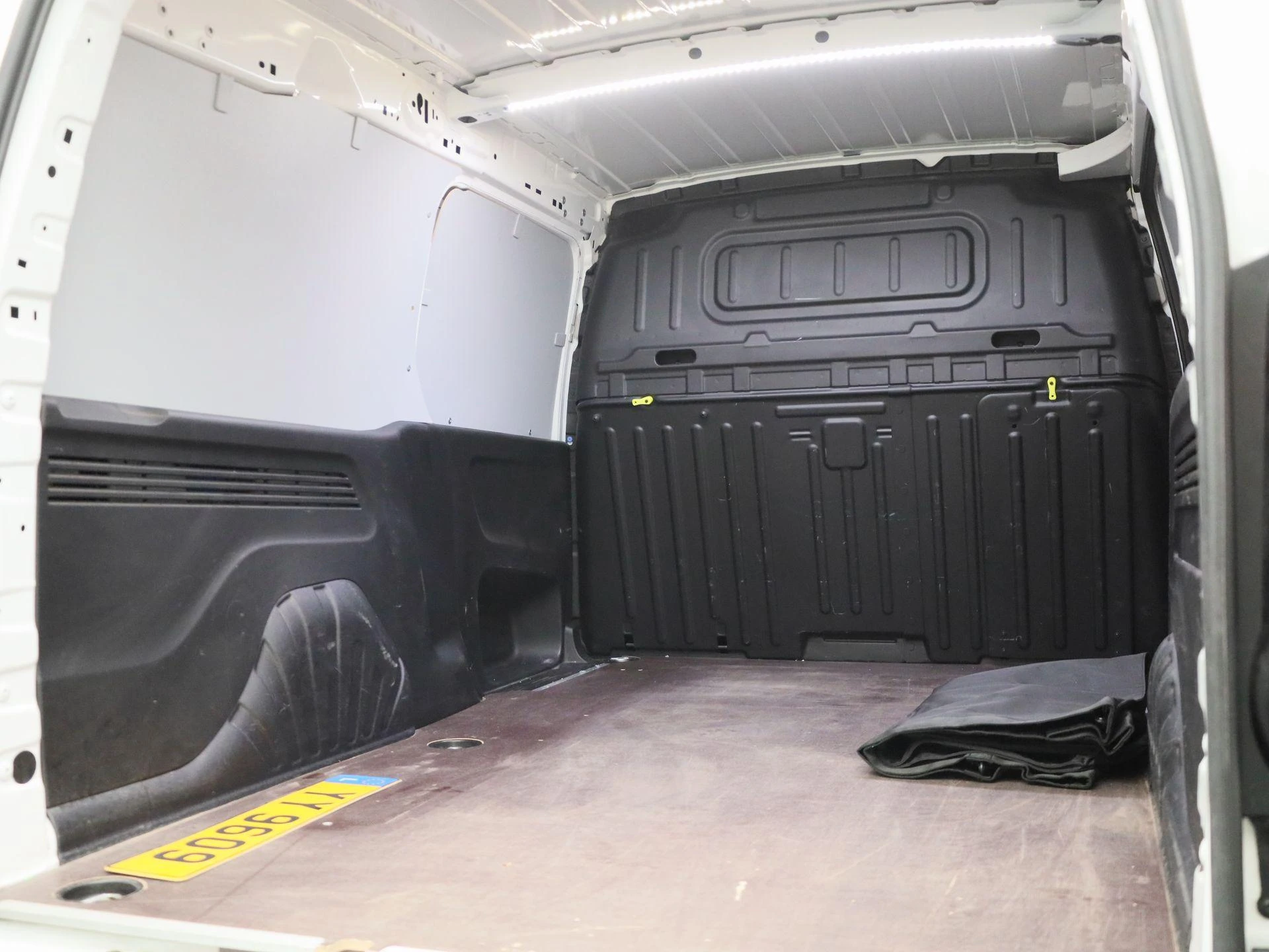Opel-Combo-image-19