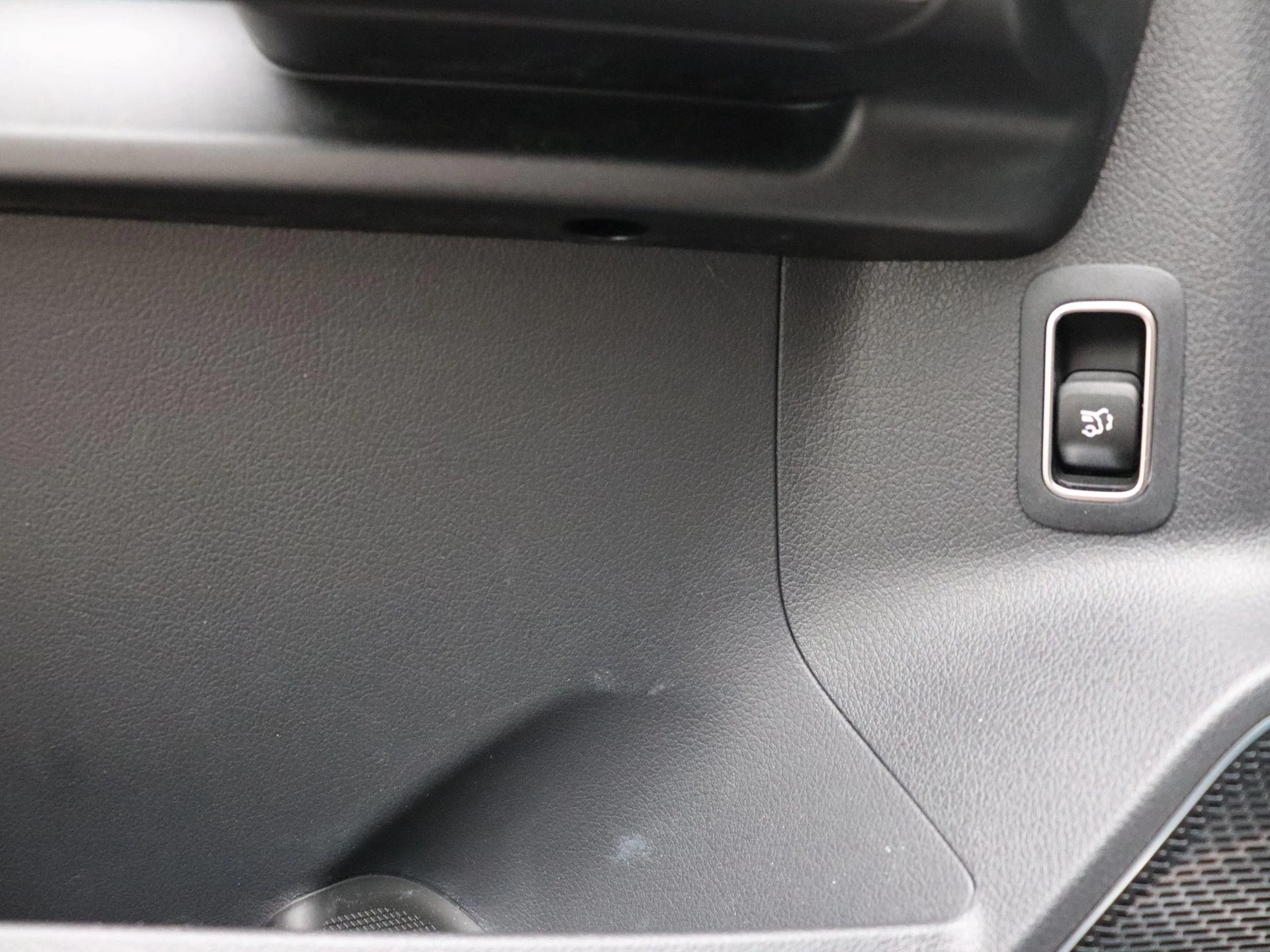 Mercedes-Benz EQA 250+ Star Edition + BURMESTER + PANO DAK + HEAD UP + CARPLAY +