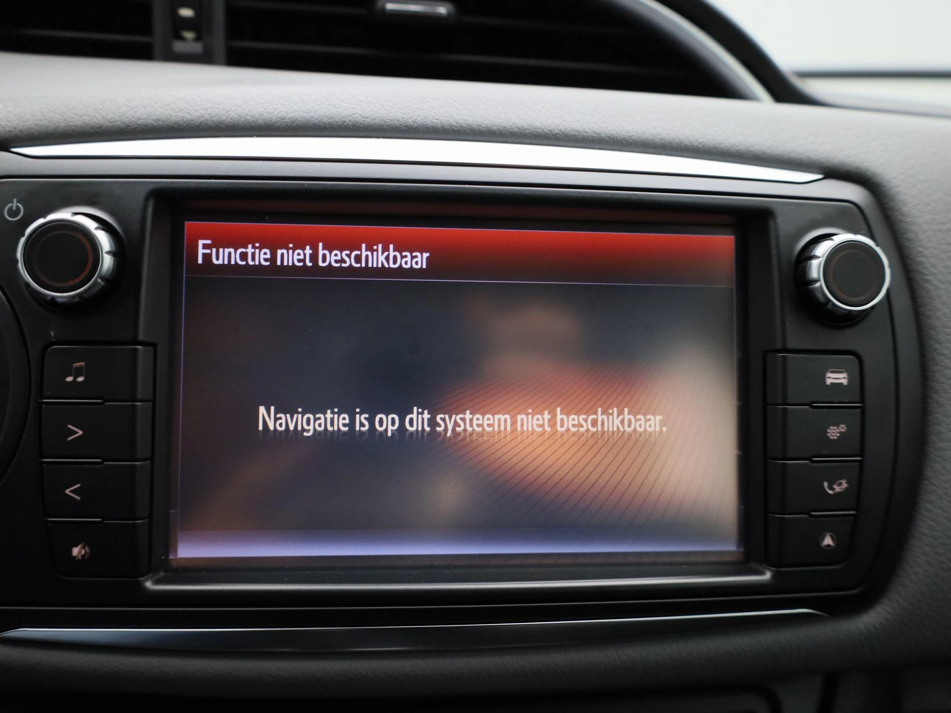 Toyota-Yaris-image-18