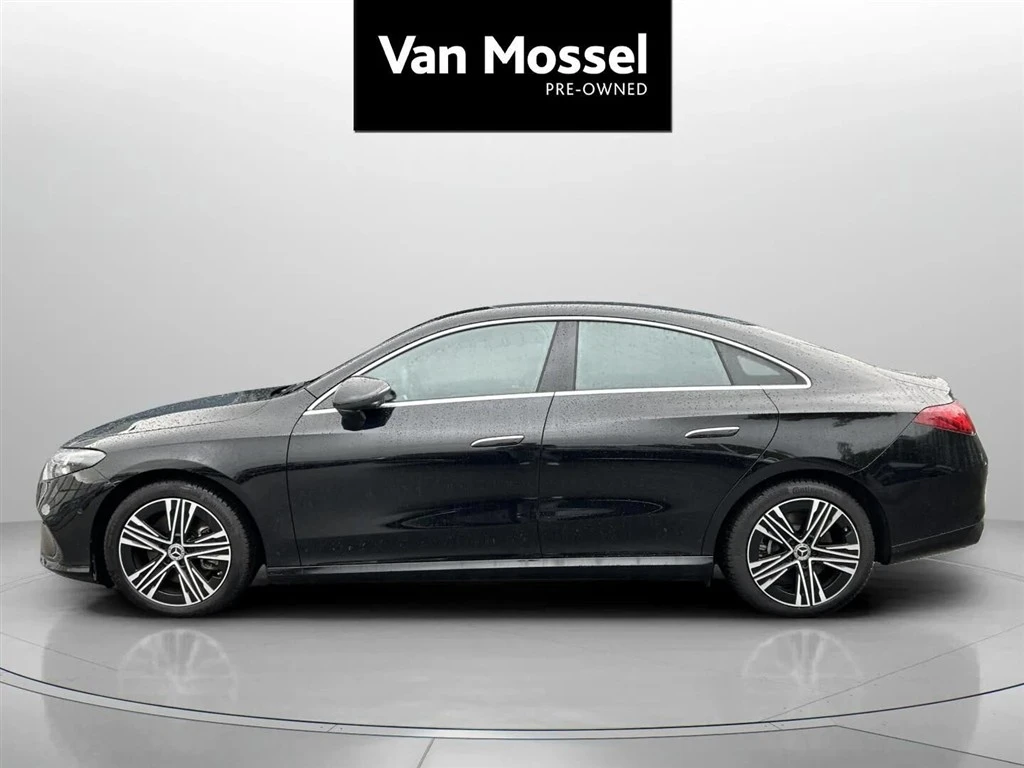 Mercedes-Benz-CLA-image-7