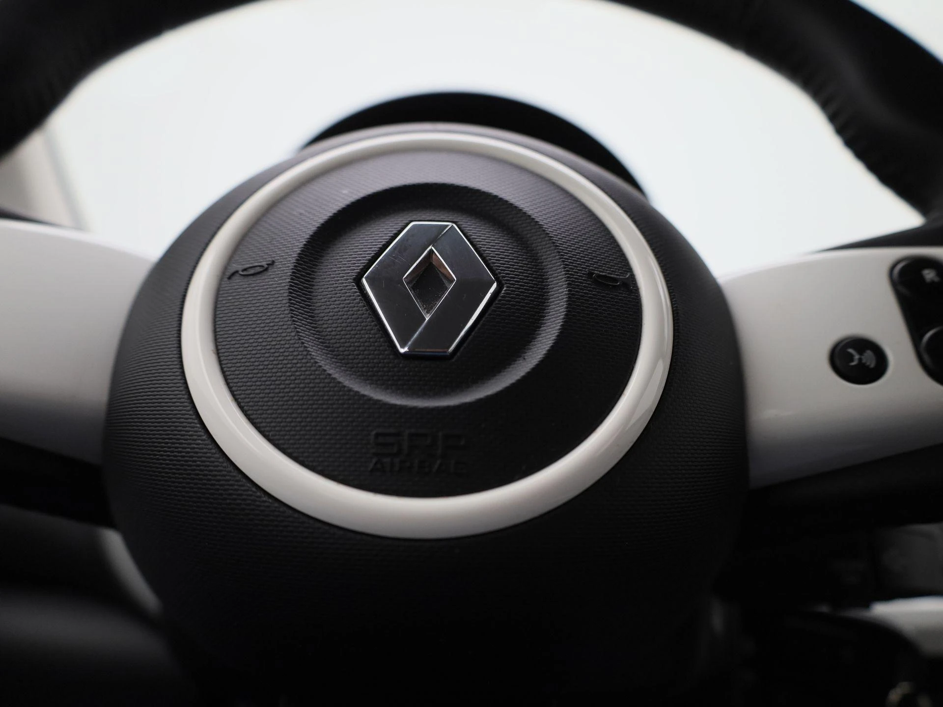Renault-Twingo-image-27