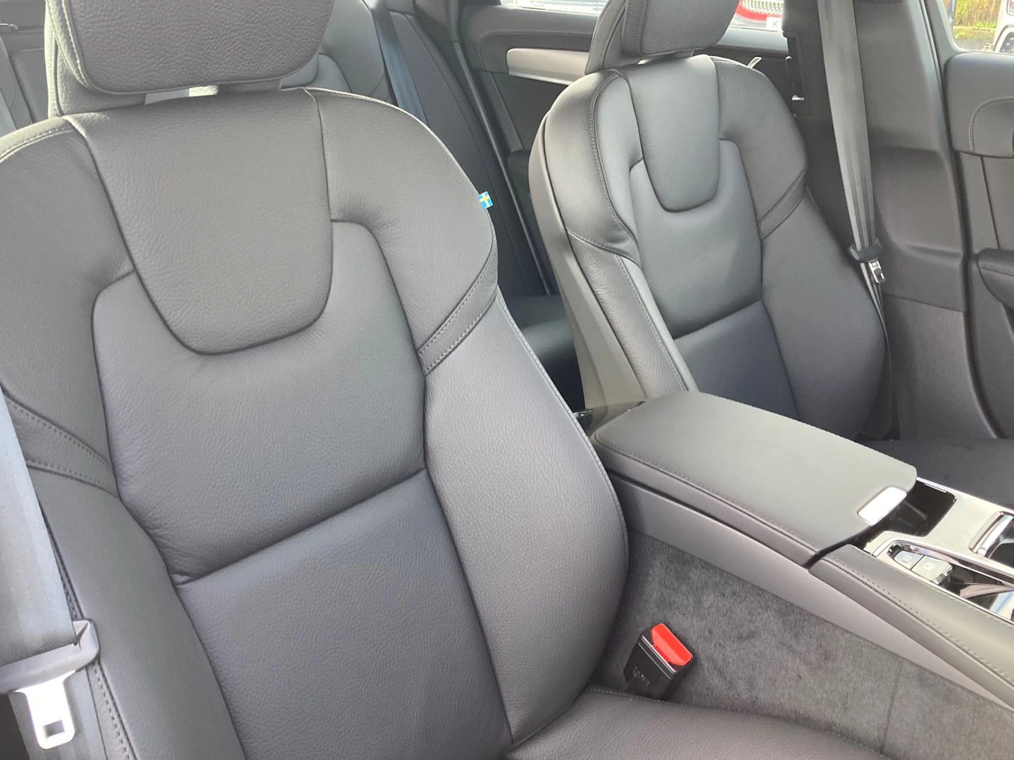 Volvo-V90-image-16