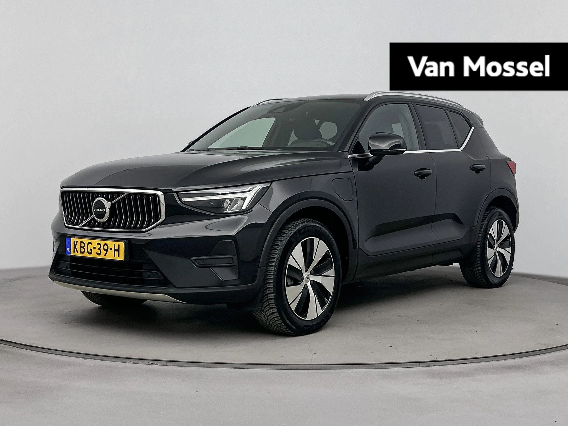 Volvo-XC40-image-0