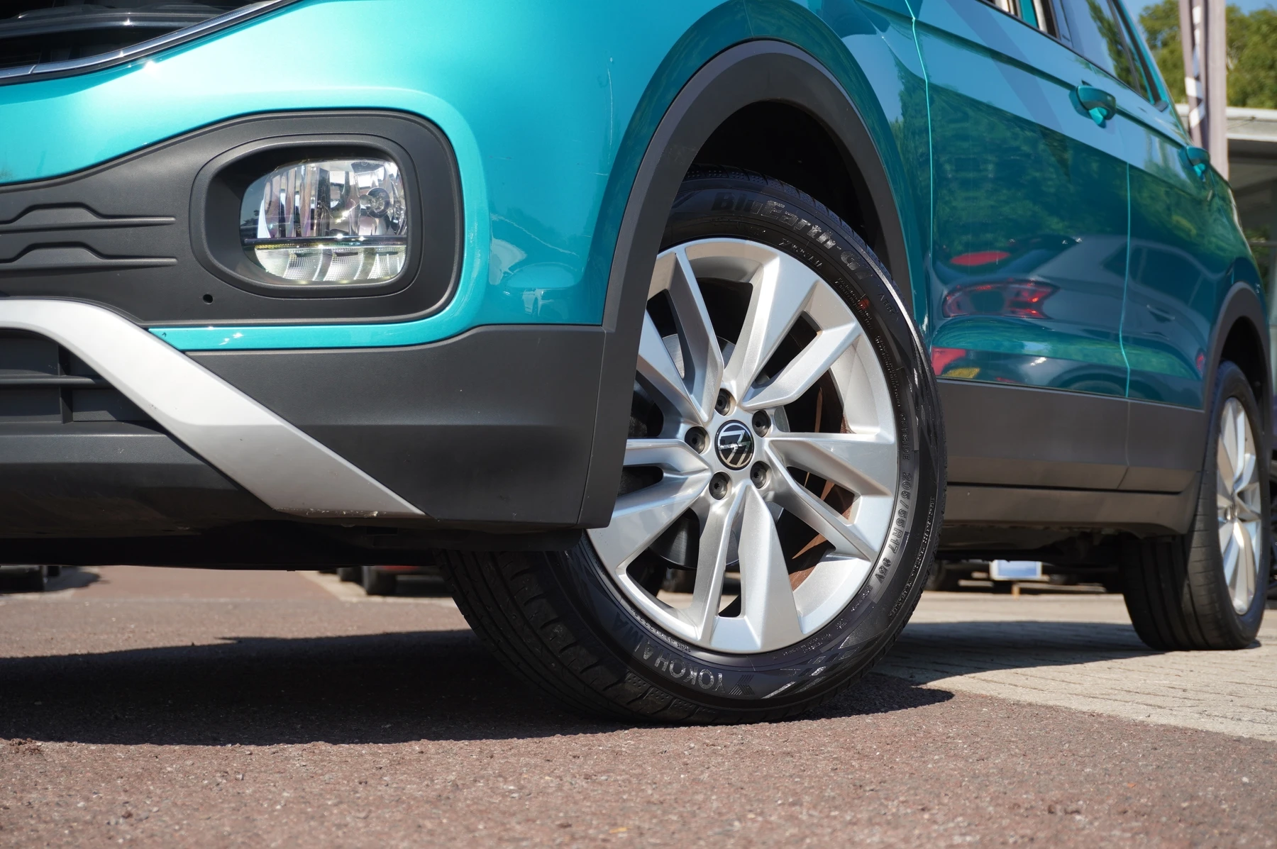 Volkswagen-T-Cross-image-33