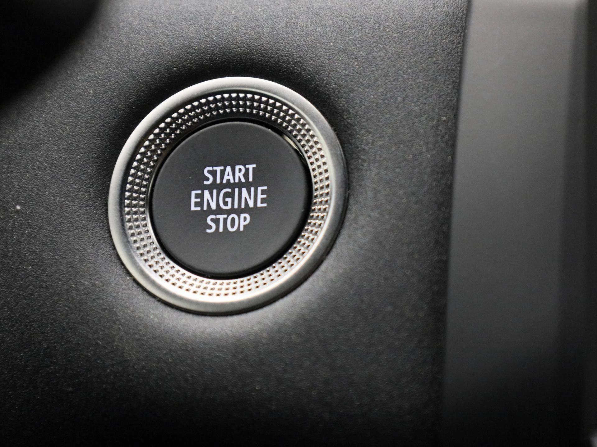 Renault-Captur-image-18