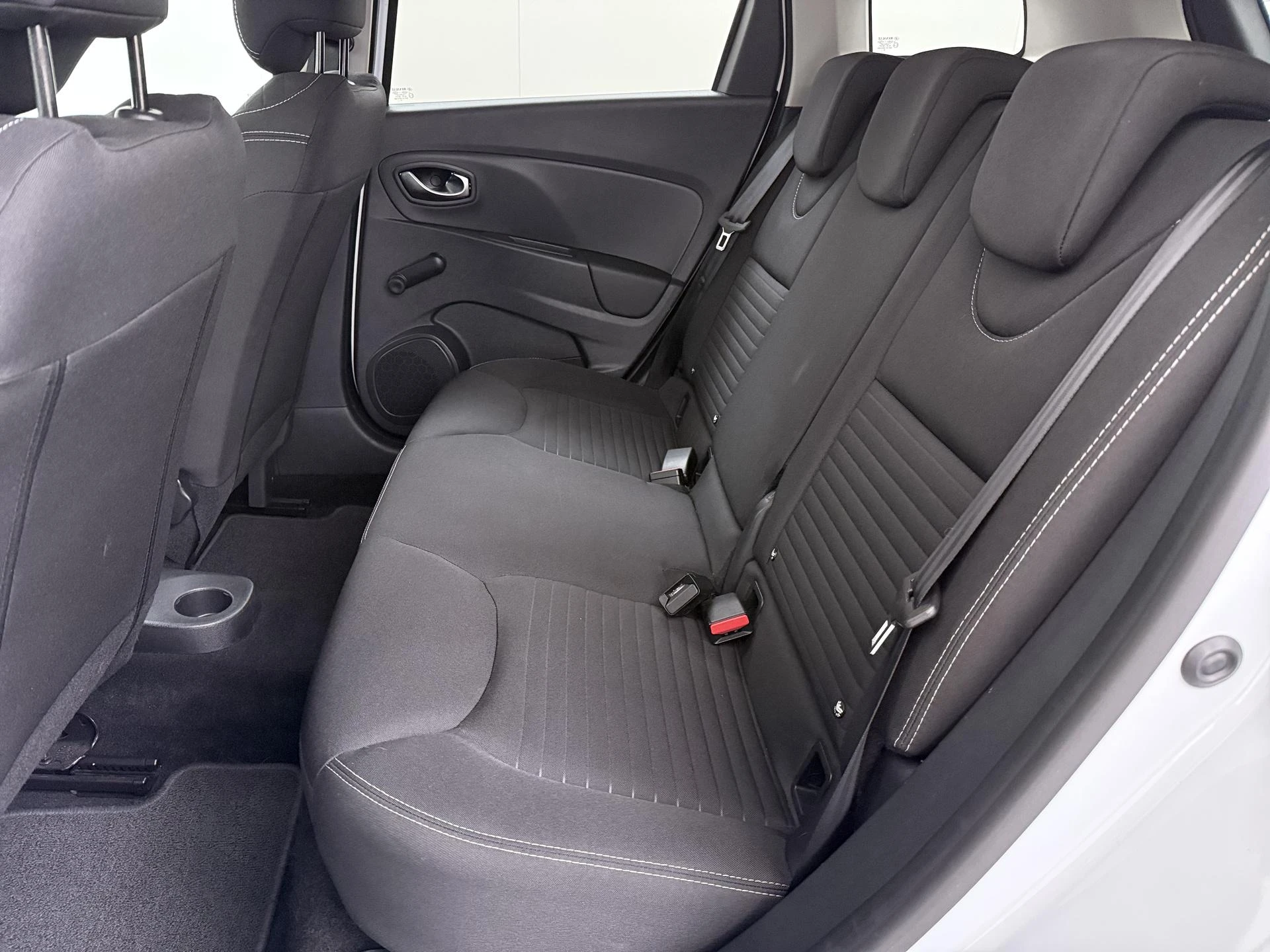 Renault-Clio-image-6