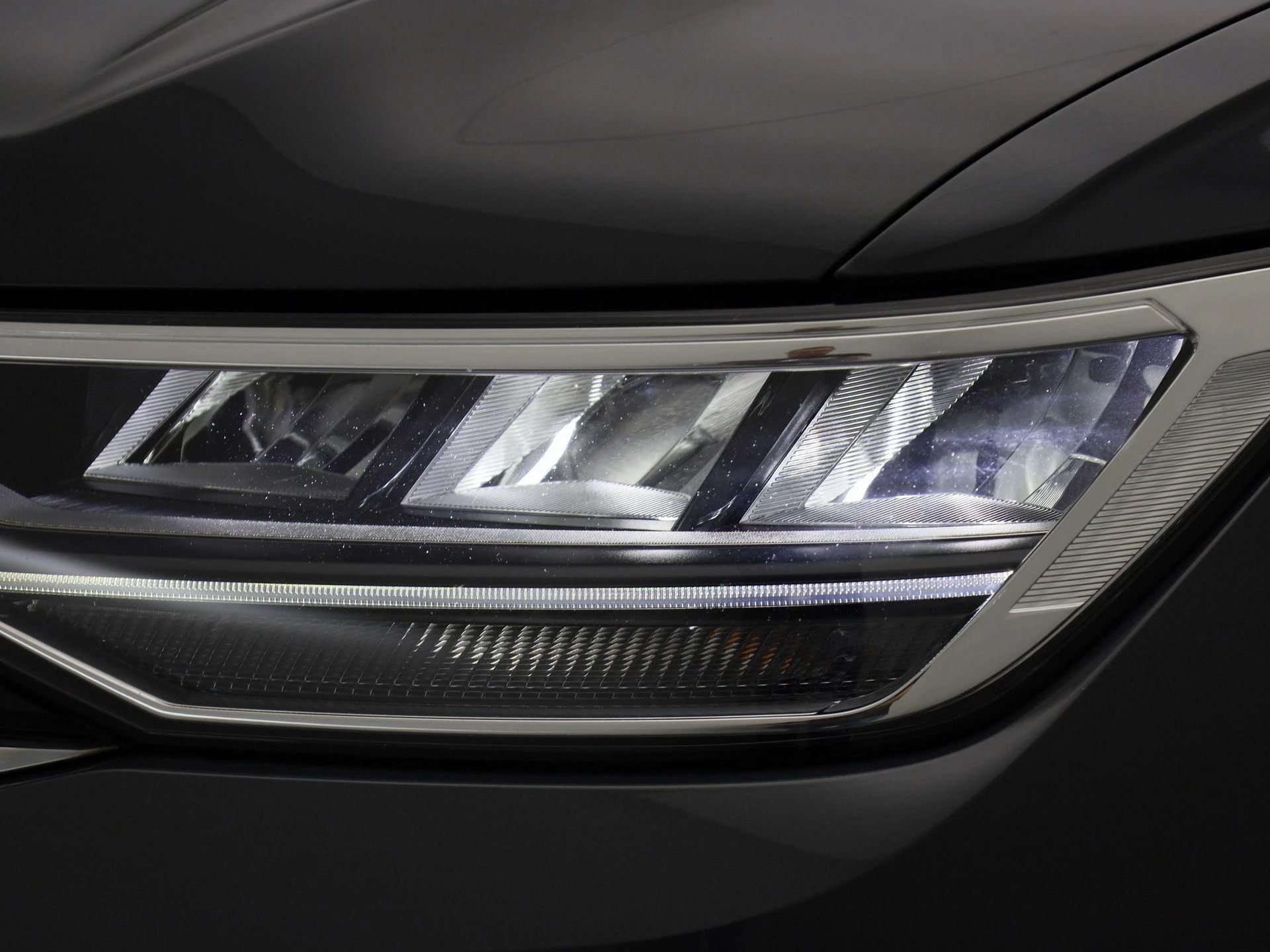 Volkswagen-Tiguan-image-17