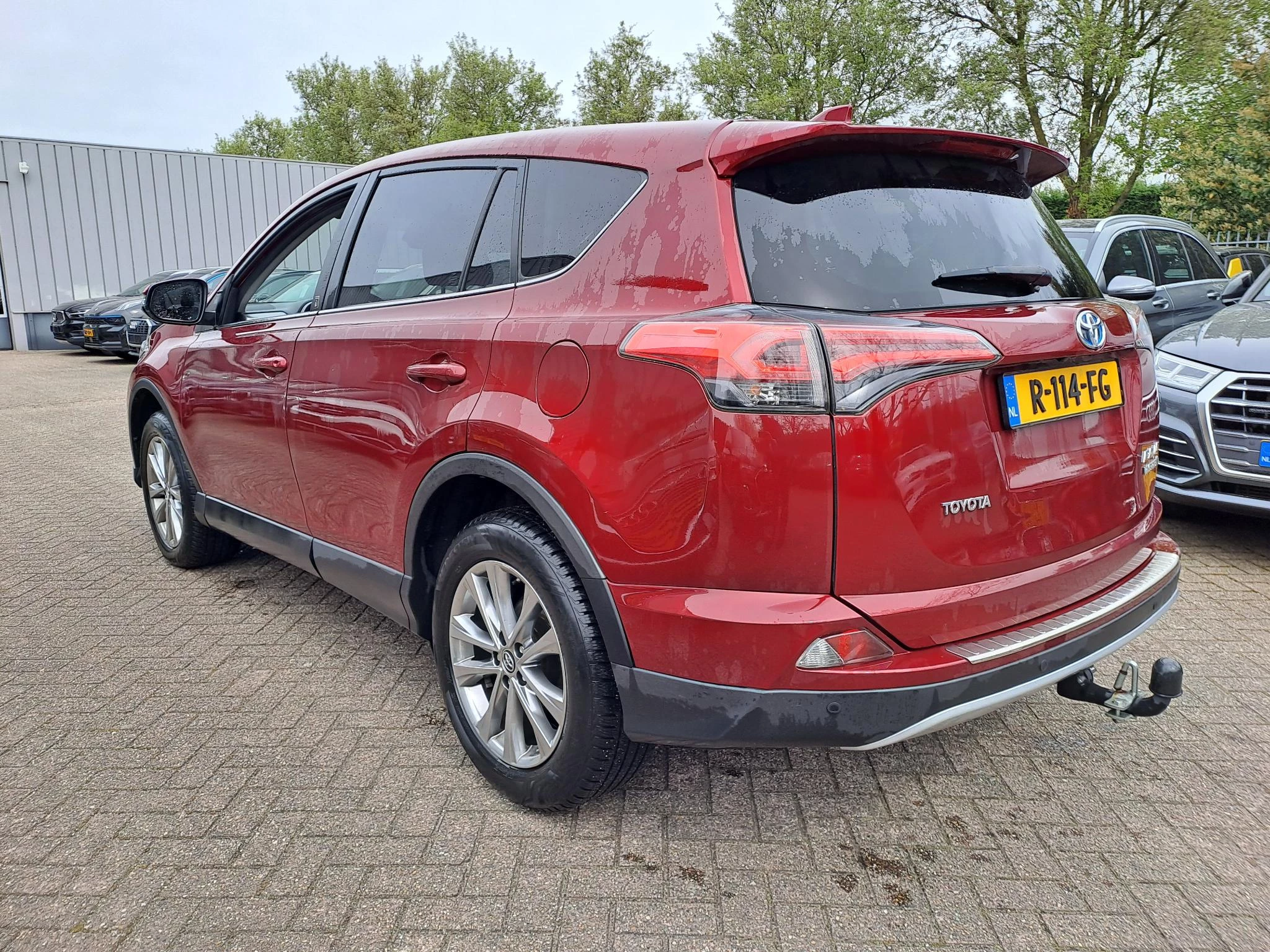 Toyota RAV4 2.5 Hybrid AWD Team D