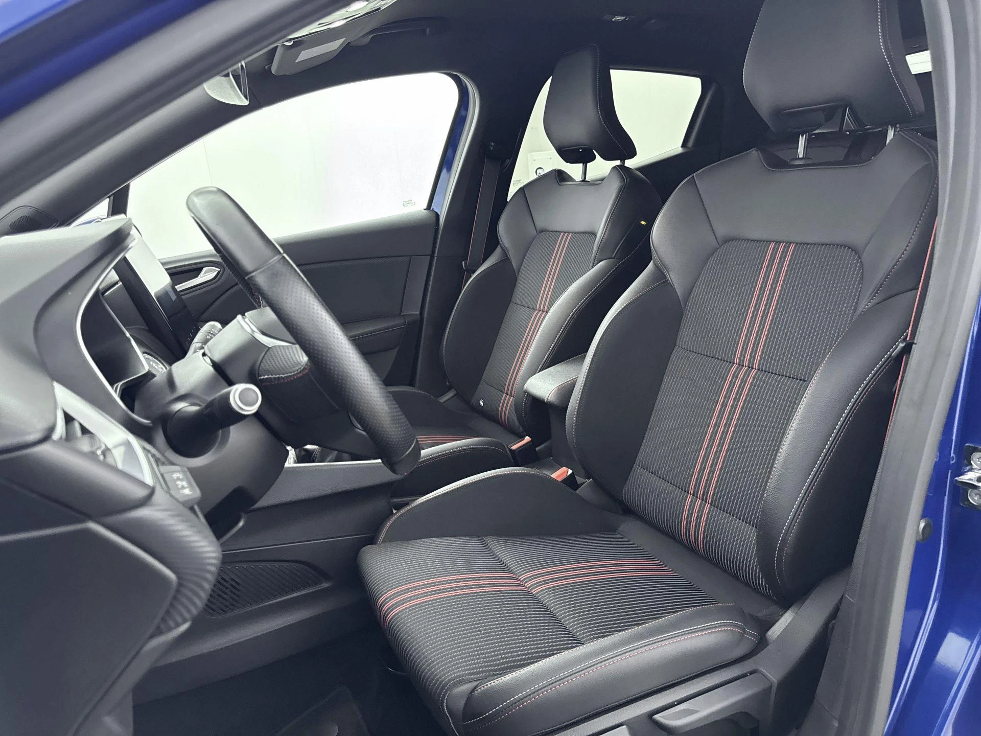 Renault-Clio-image-21