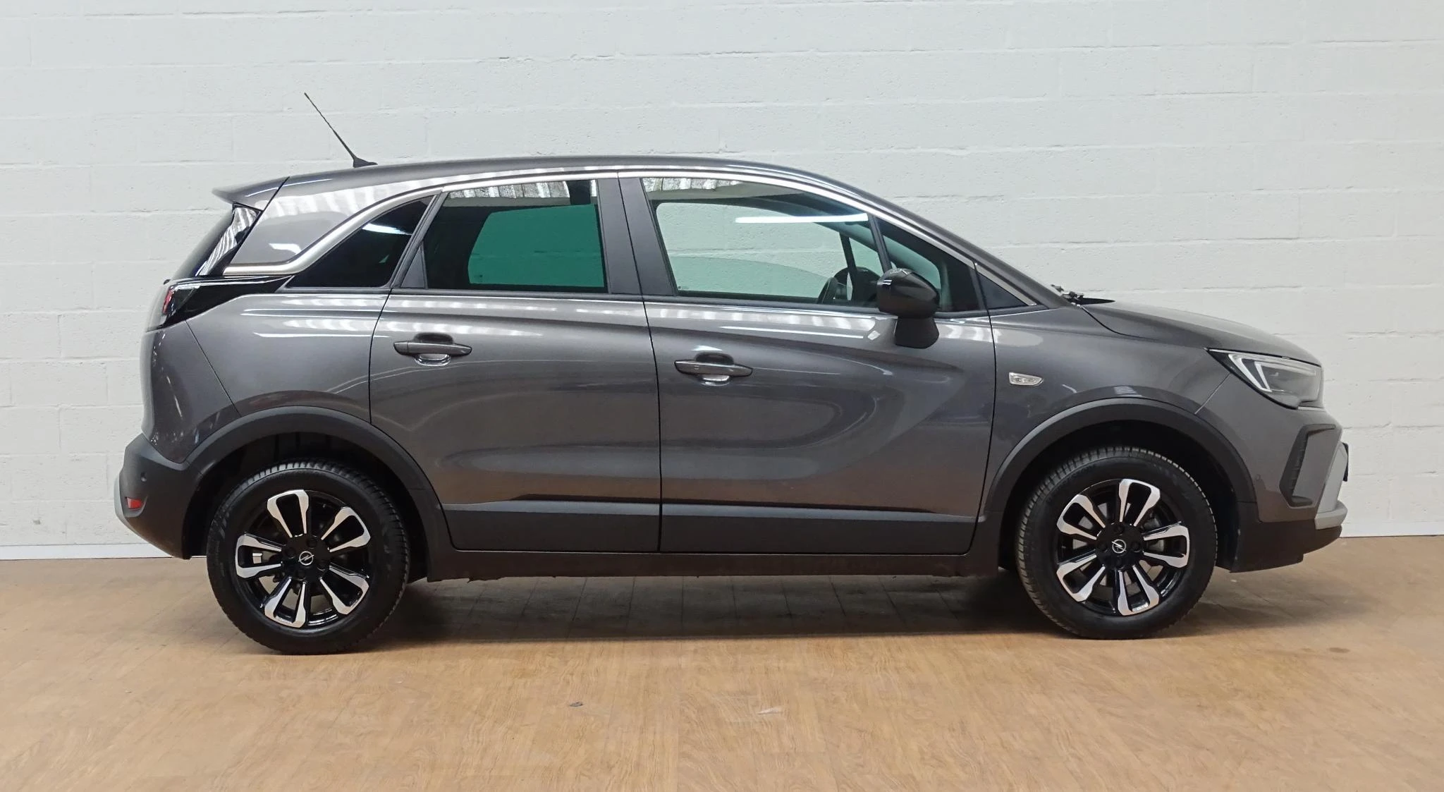 Opel Crossland 1.2 T Elegance+gps+camera+park pilot