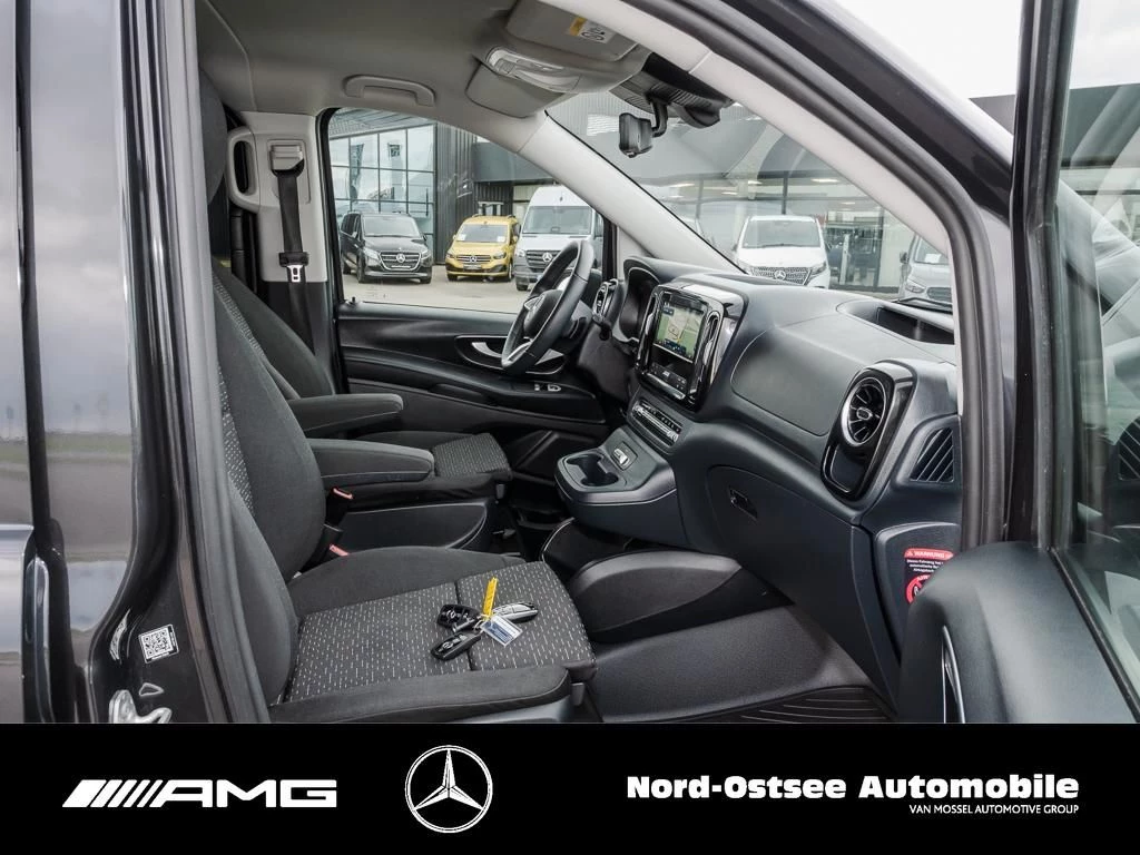 Mercedes-Benz-Vito-image-9