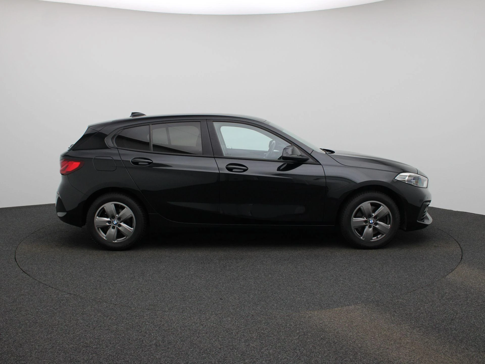 BMW-1 Reeks-image-5