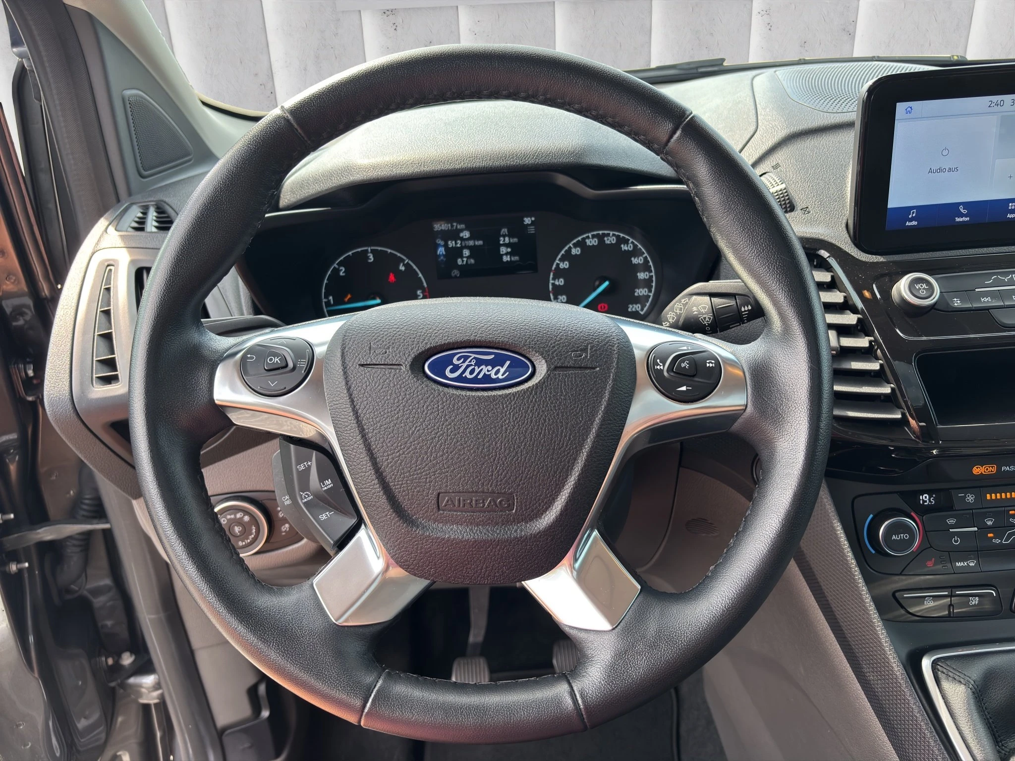 Ford Tourneo Connect Grand Titanium
