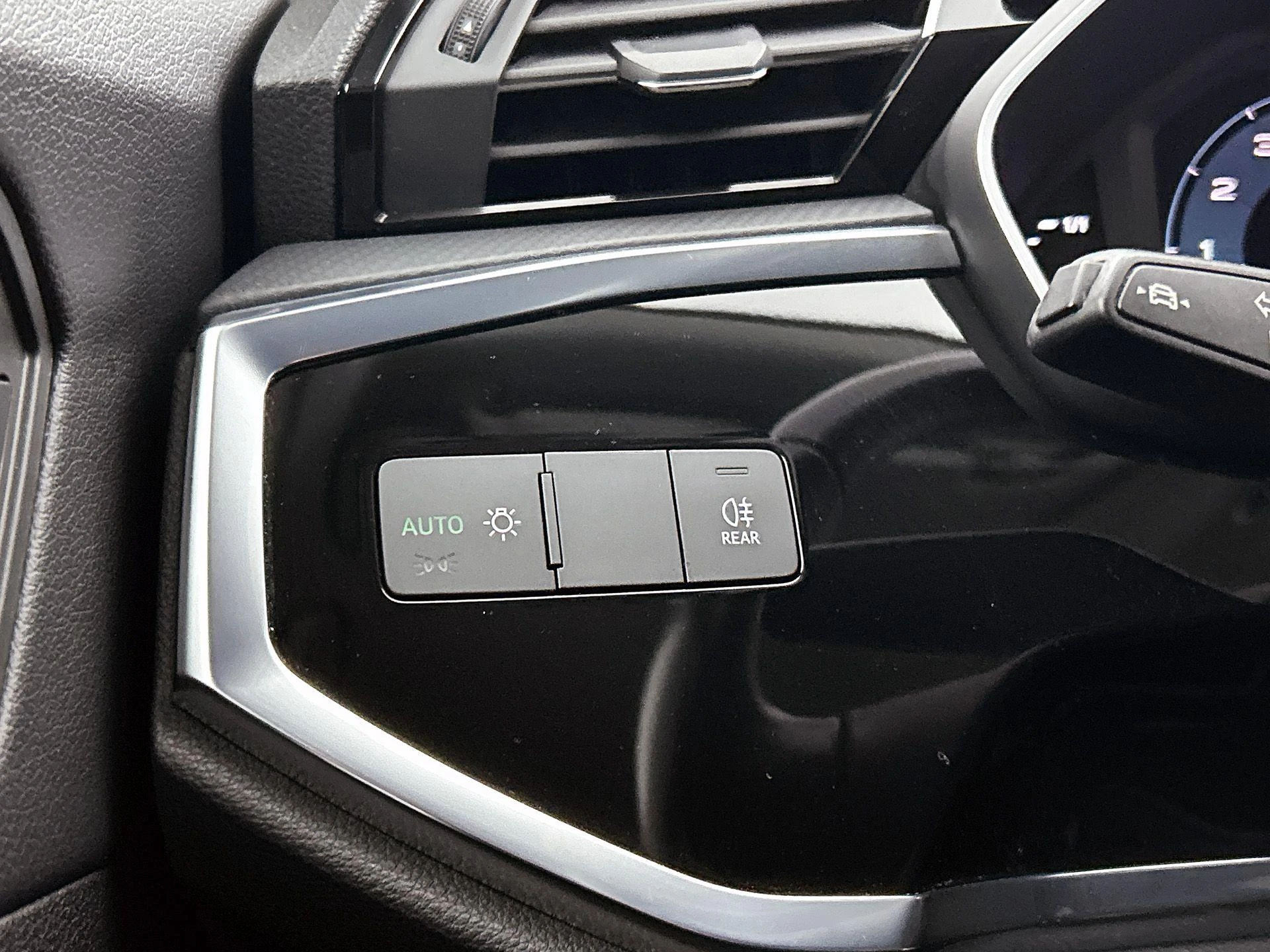 Audi-Q3-image-22
