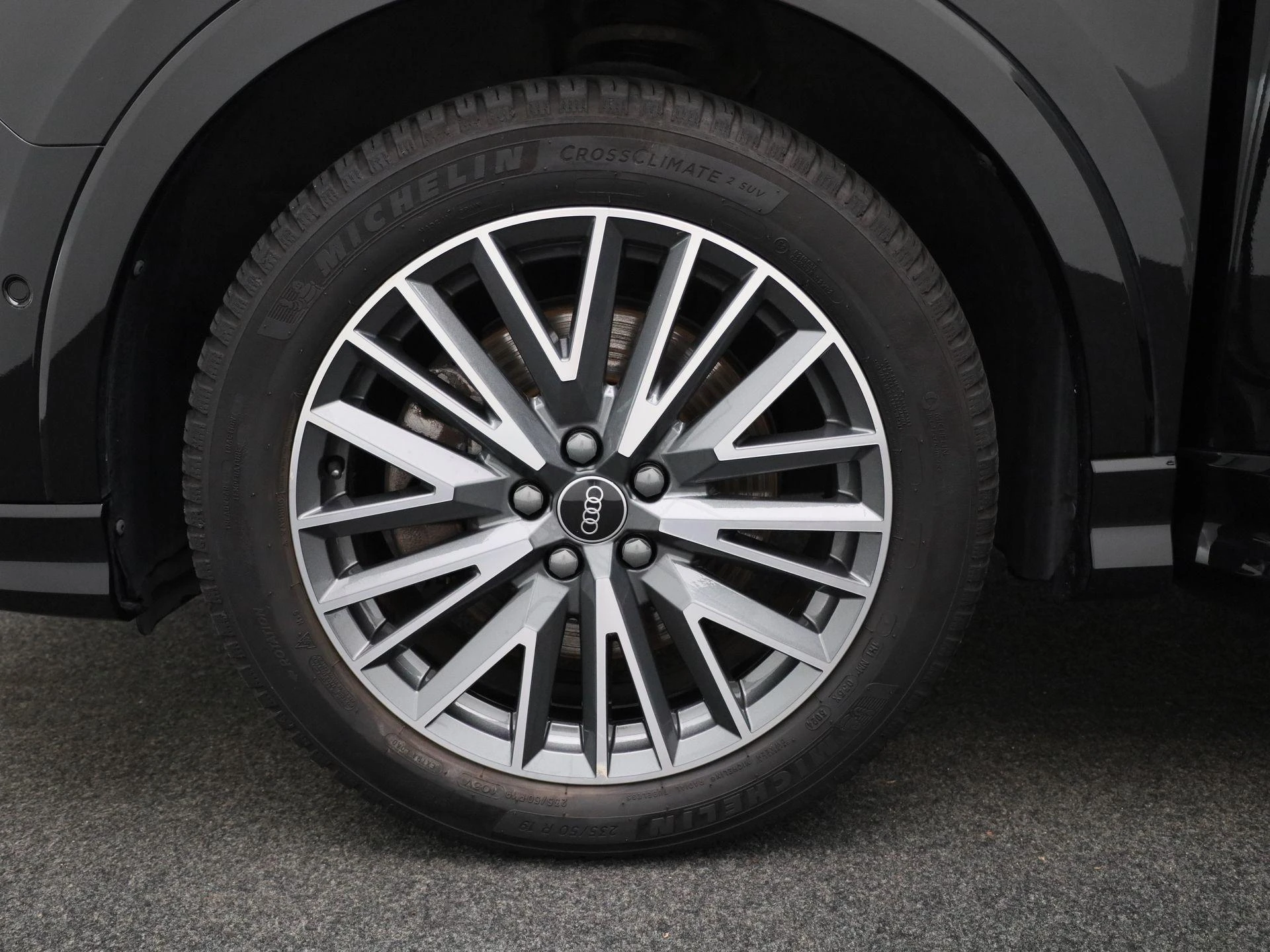 Audi-Q3-image-15