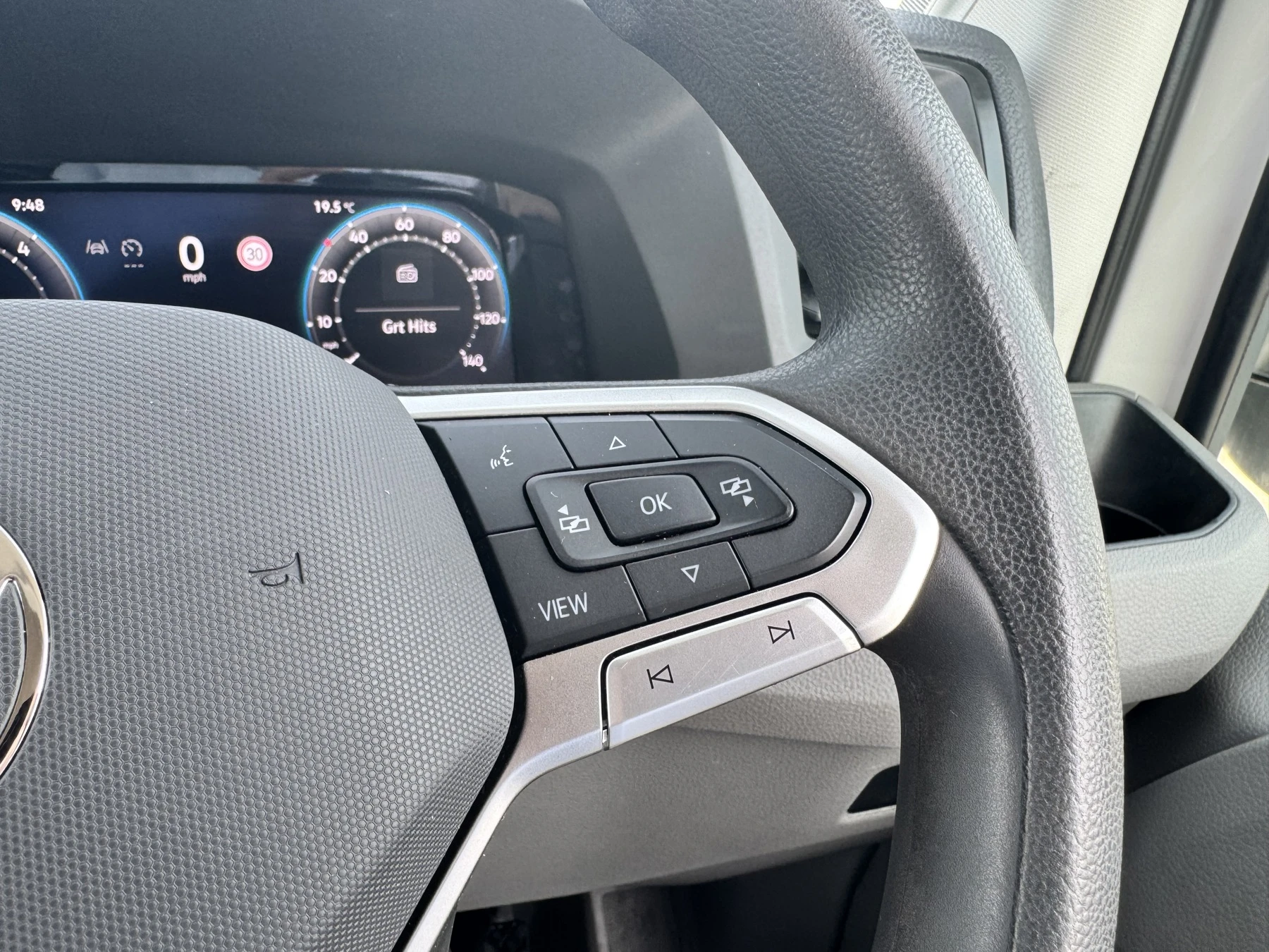 Volkswagen-Crafter-image-31