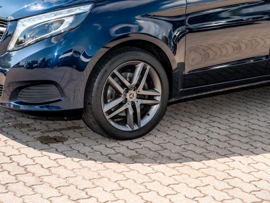Mercedes-Benz-V-Klasse 250 d-image-5