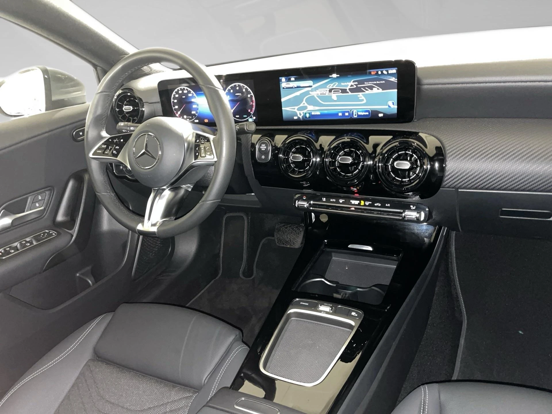 Mercedes-Benz-Classe A-image-6