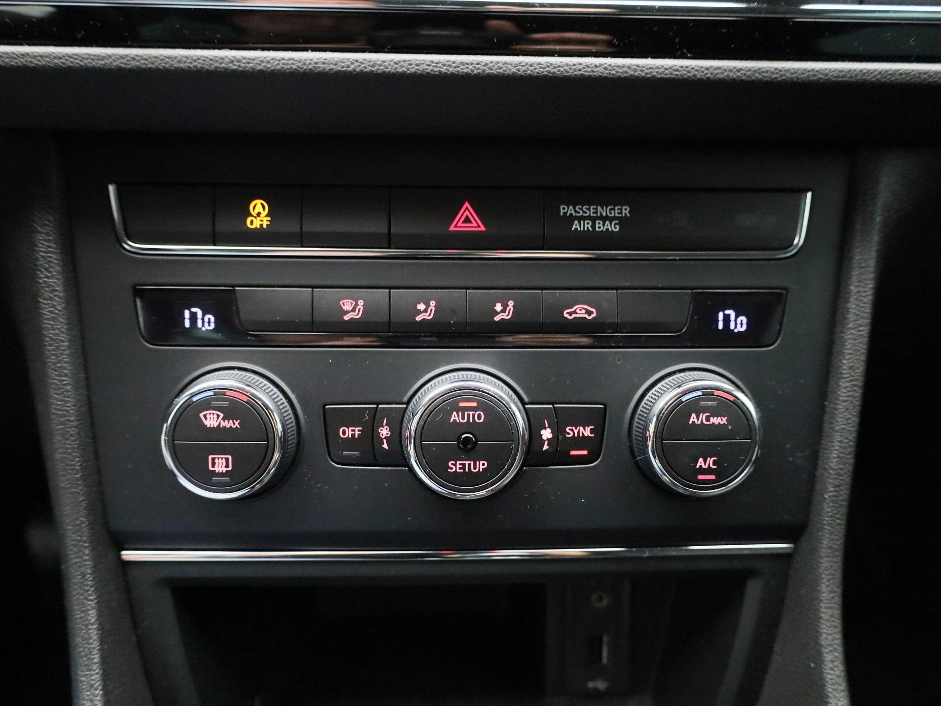 SEAT-Leon-image-22
