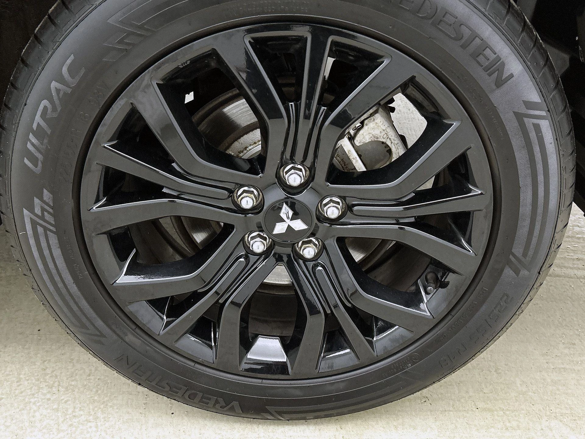 Mitsubishi-Outlander-image-33