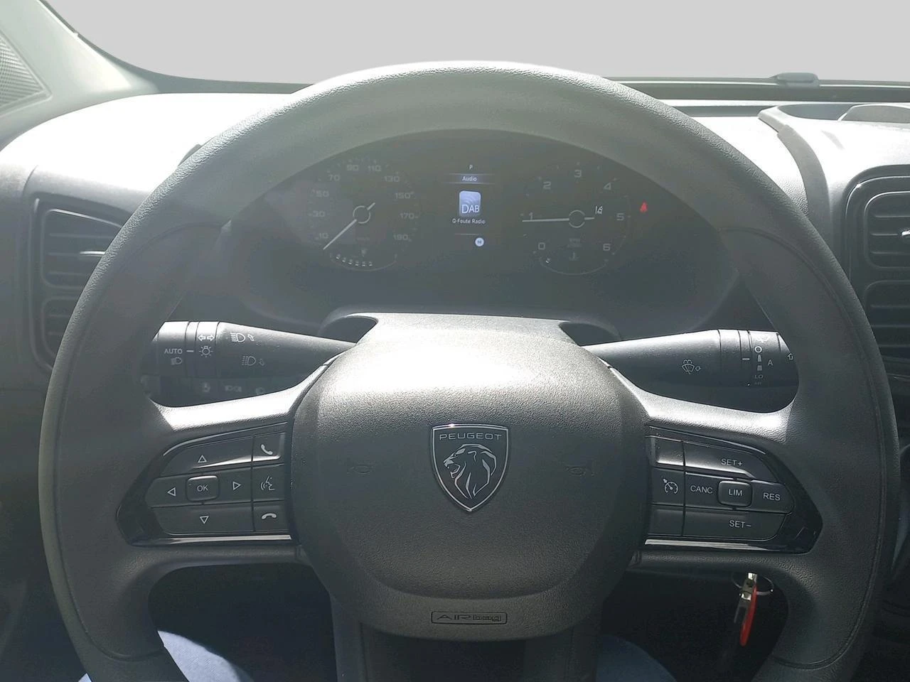 Peugeot-Boxer-image-8
