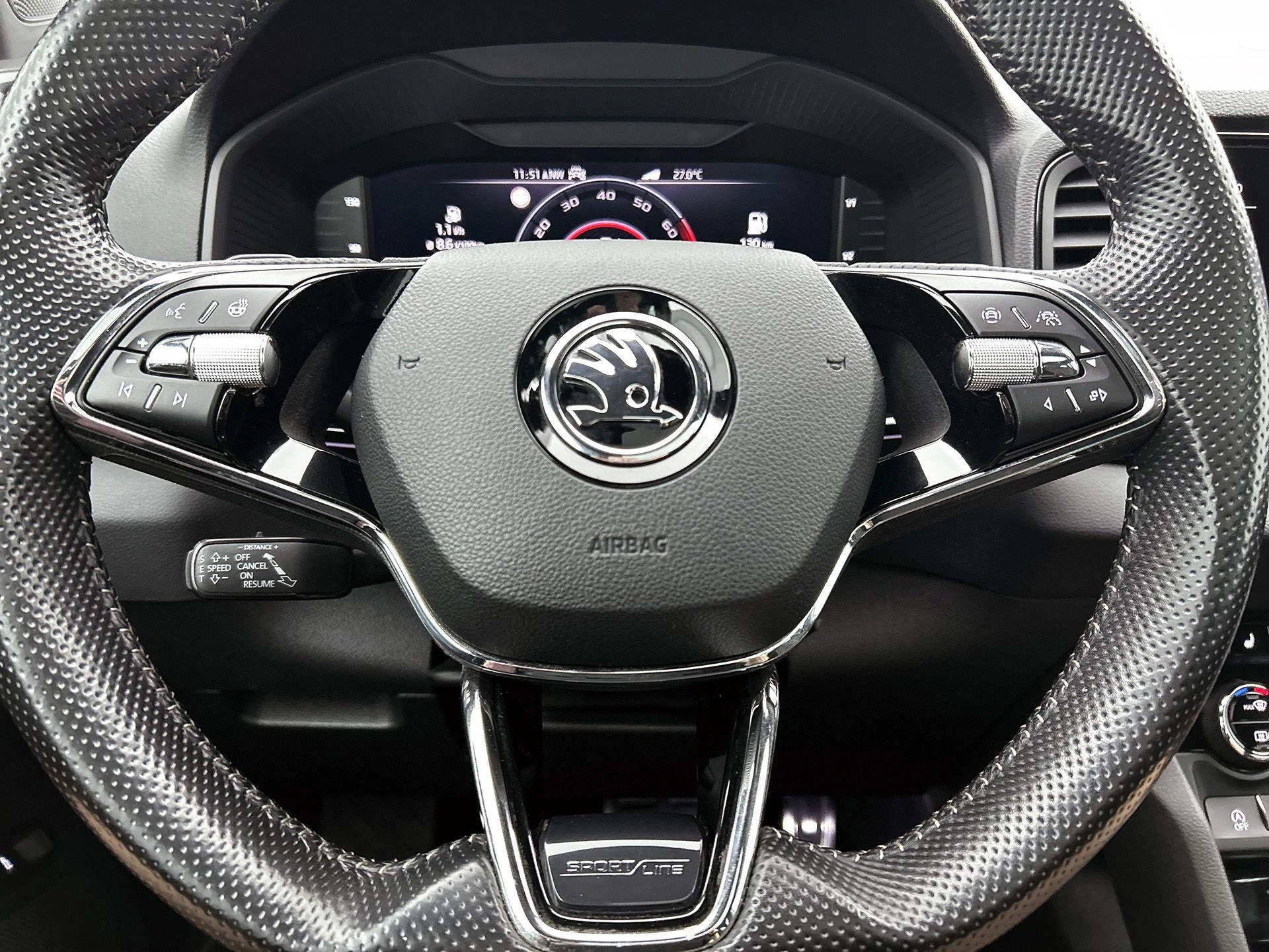 Škoda Karoq 1.5 TSI ACT Sportline Business