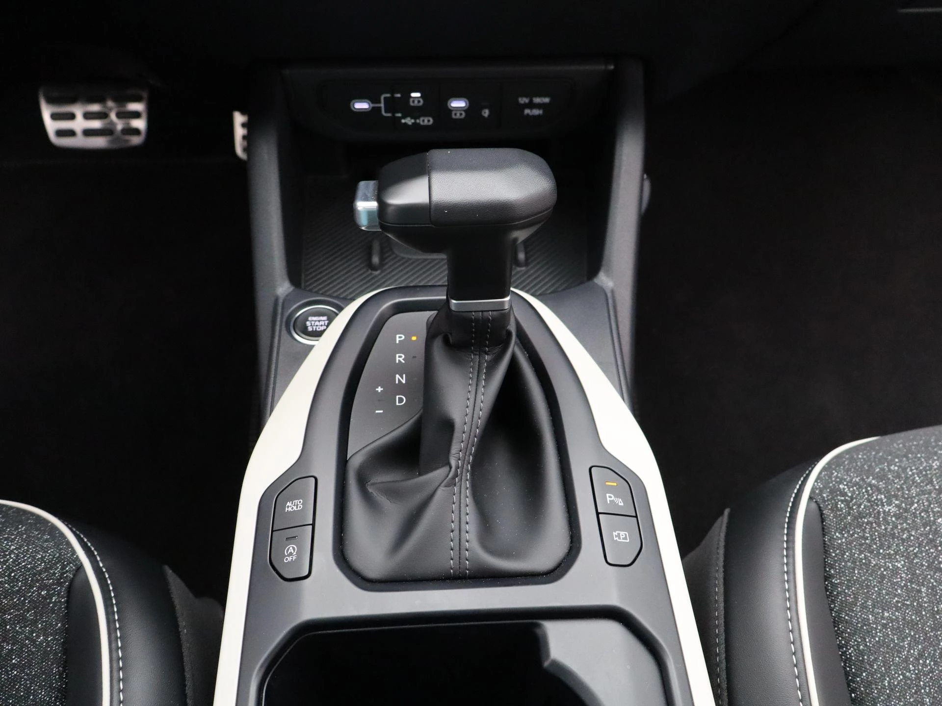 Kia K4 1.0 T-GDi MHEV GT-Line Launch Edition (pano)