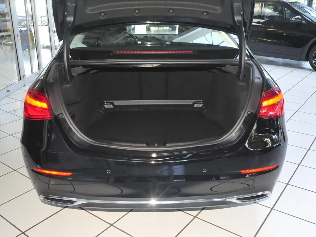 Mercedes-Benz-C-Klasse 220 d-image-14