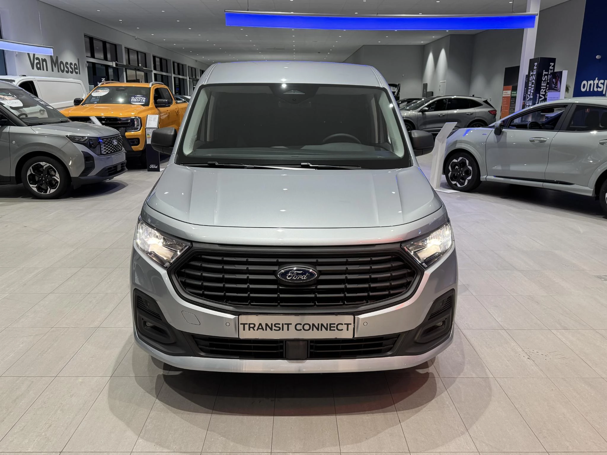 Ford-Transit Connect-image-1