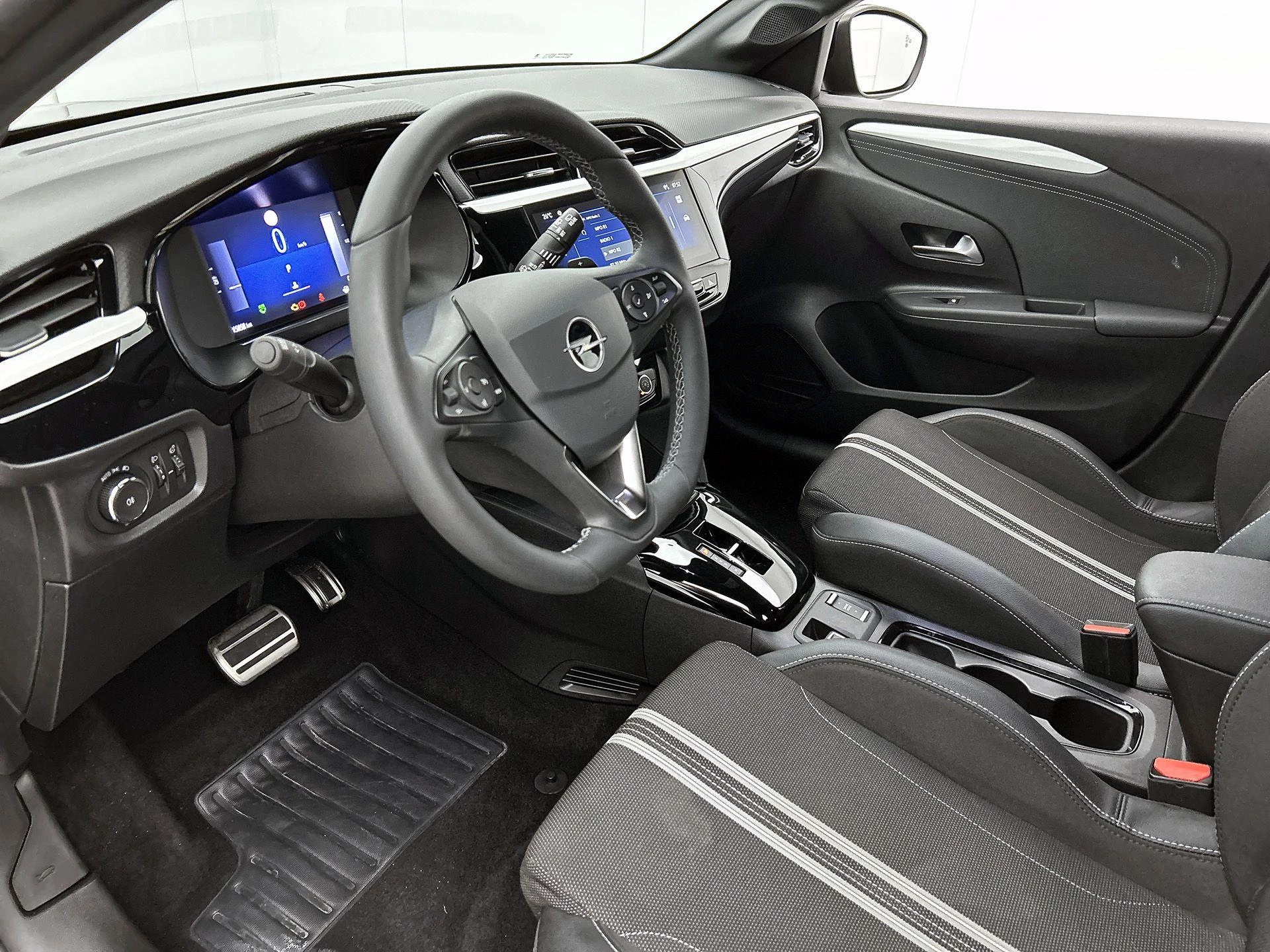 Opel-Corsa-image-19