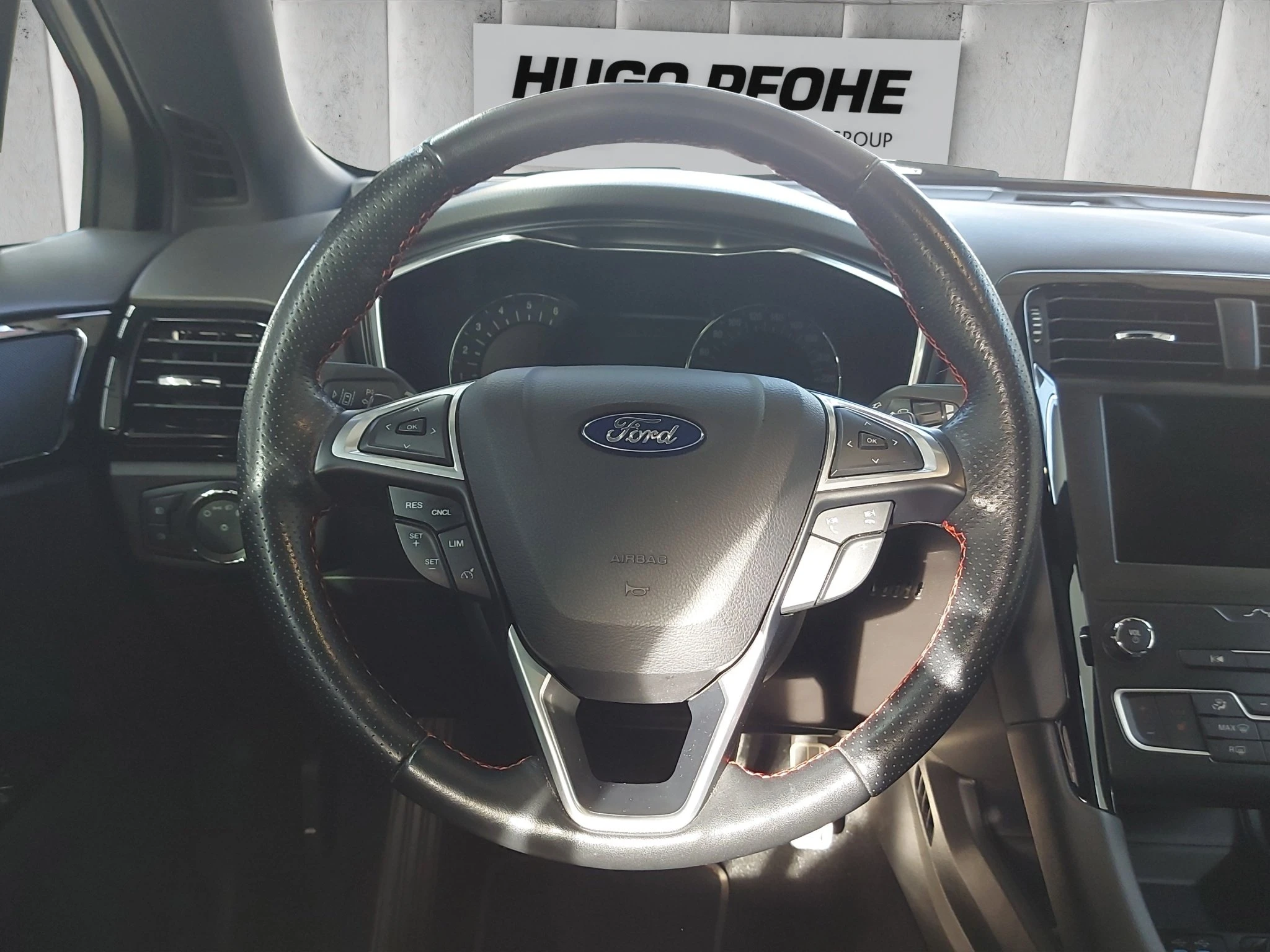 Ford-Mondeo-image-12