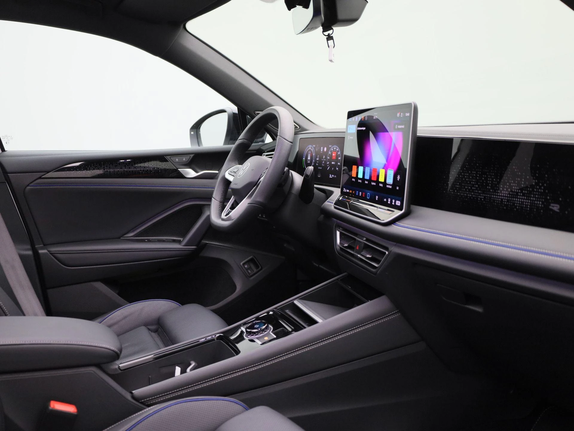 Volkswagen Tiguan 1.5 eHybrid R-Line Edition 272 PK