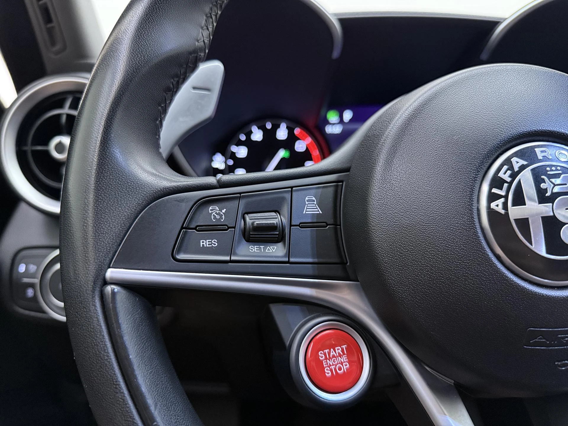 Alfa Romeo-Giulia-image-13