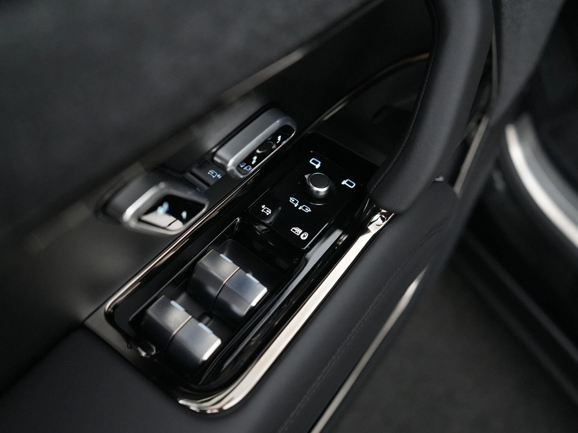 Land Rover Range Rover Sport P460e Dynamic SE