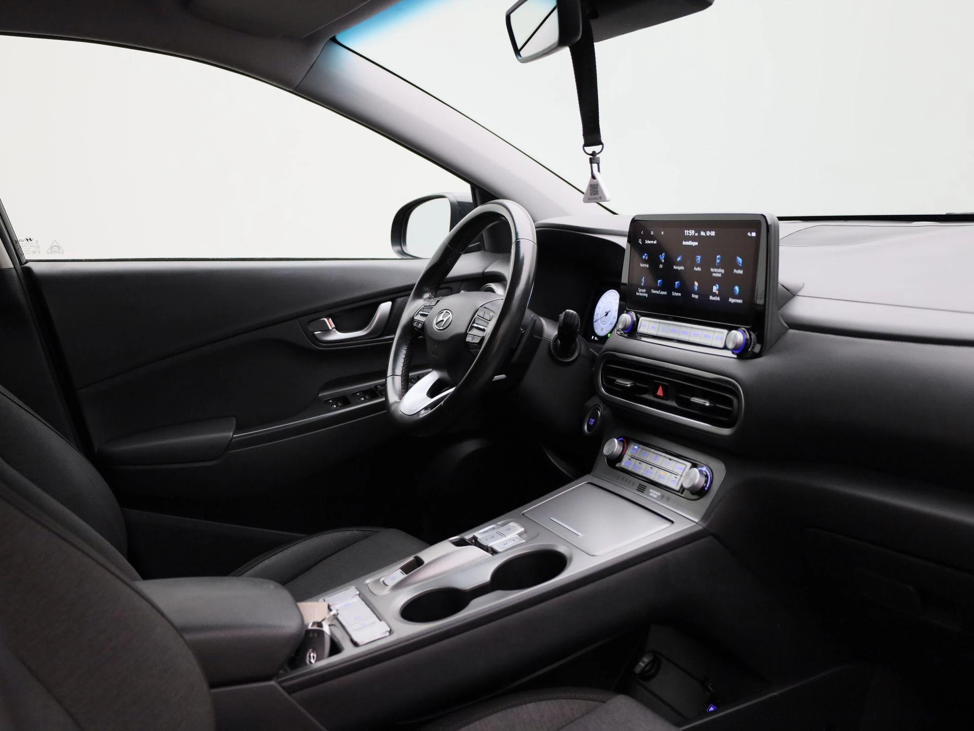 Hyundai-Kona-image-34