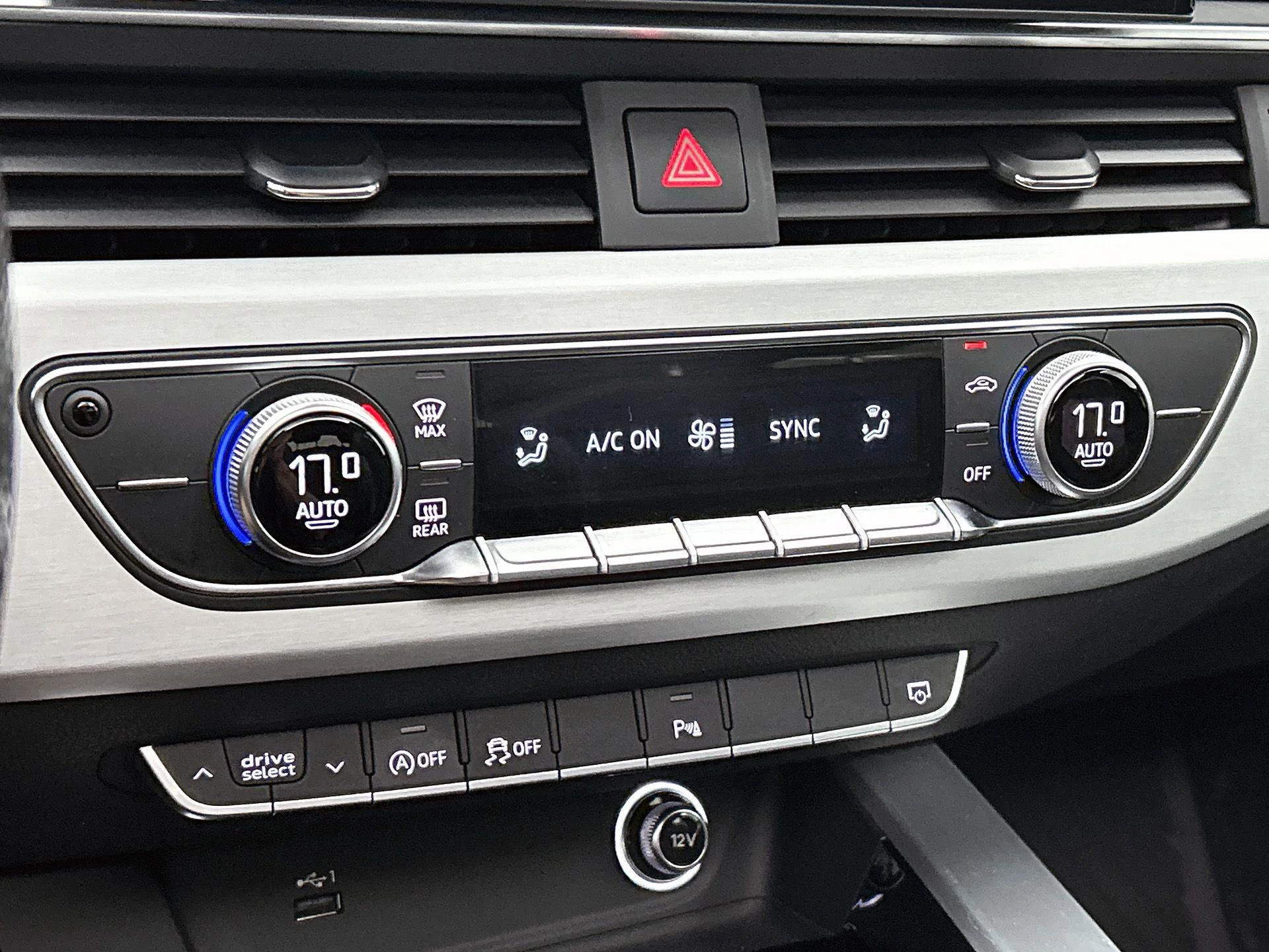 Audi A4 Avant 35 TFSI Launch edition Sport 150 PK