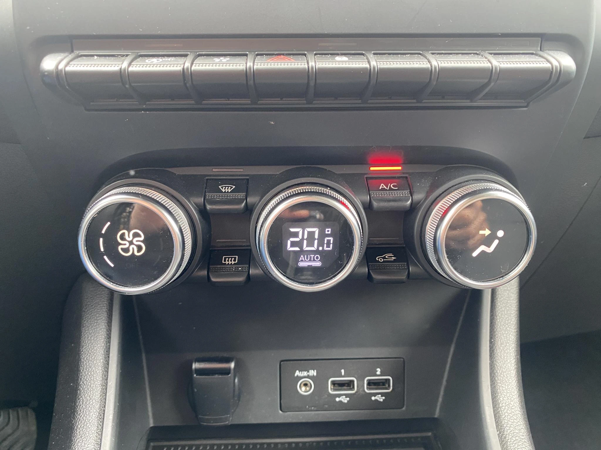 Renault-Captur-image-18
