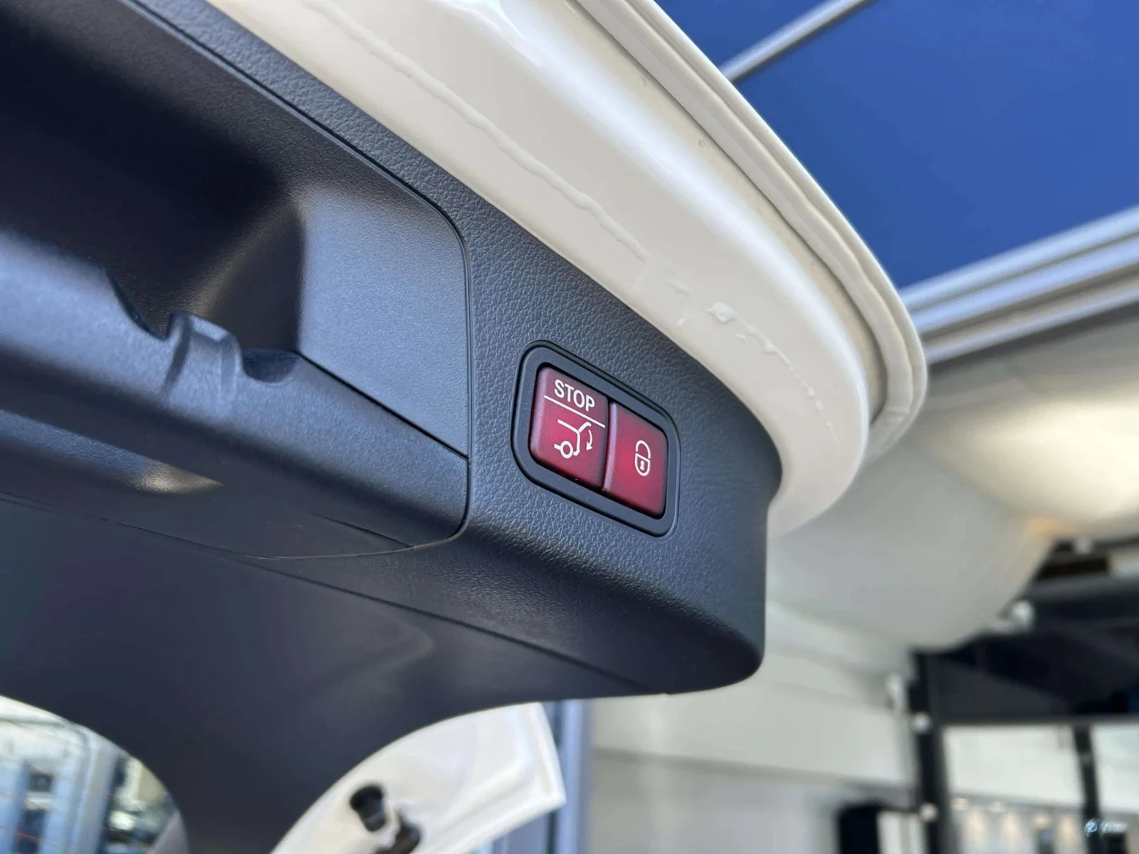 Mercedes-Benz-EQA-image-22