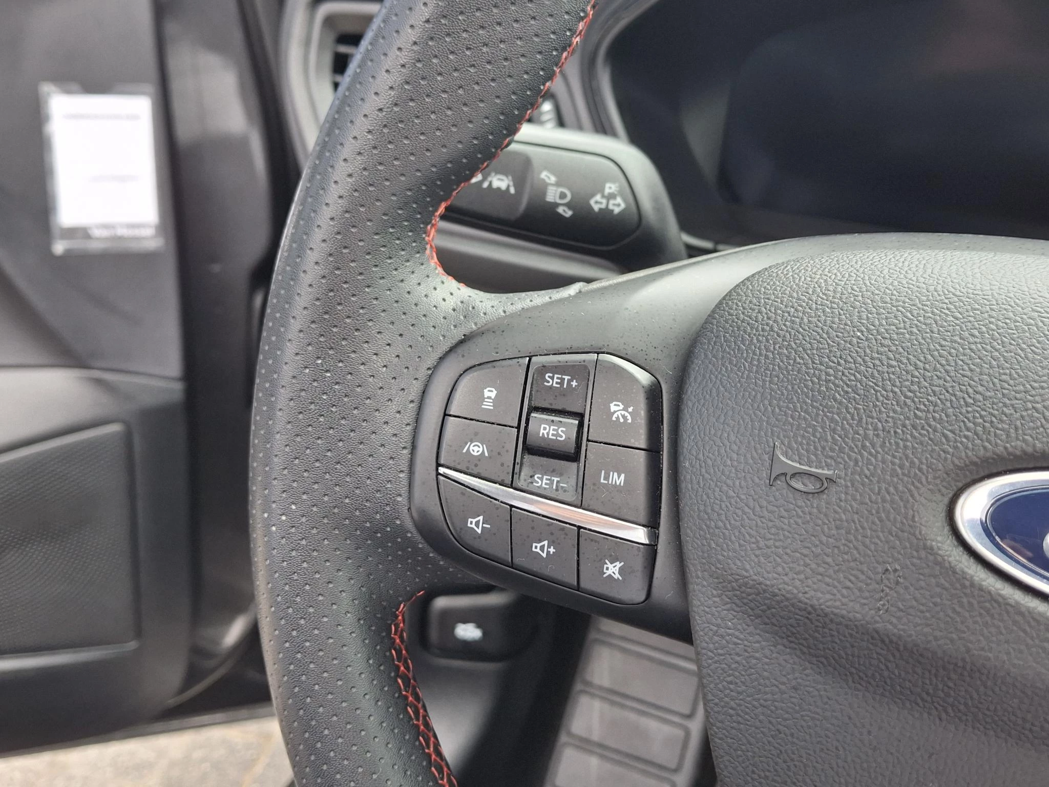 Ford-Focus-image-13