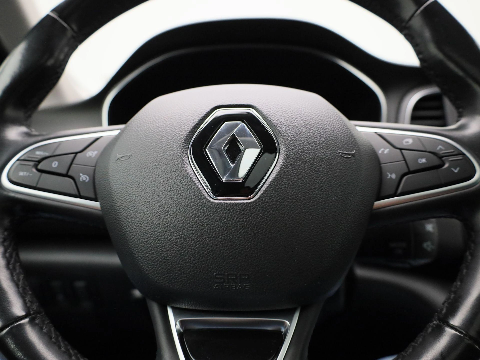 Renault-Mégane Estate-image-28