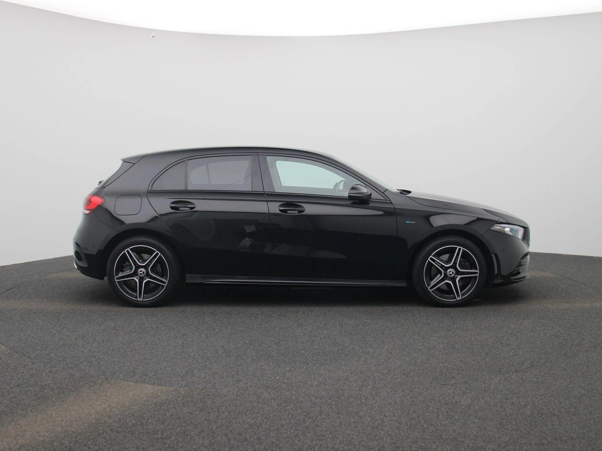 Mercedes-Benz-A-Klasse-image-5