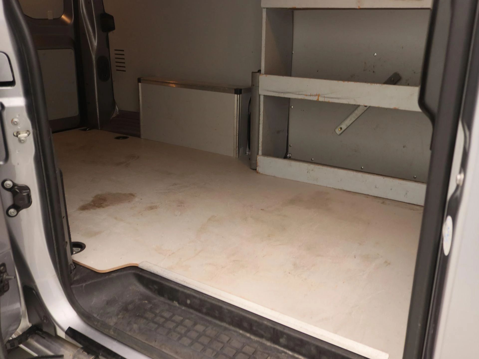 Opel-Vivaro-image-21