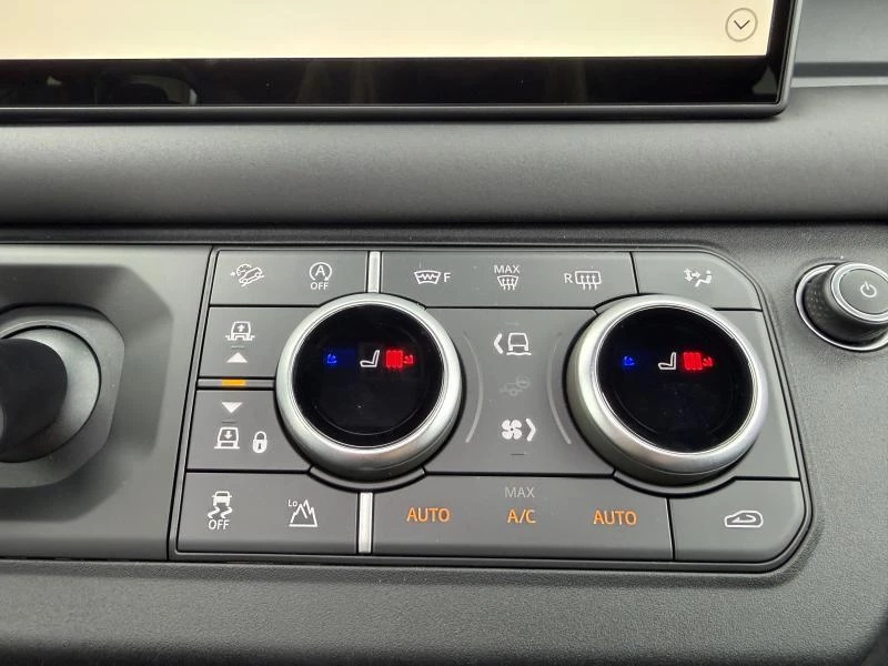 Land Rover Defender 90 D200 X-DYNAMIC