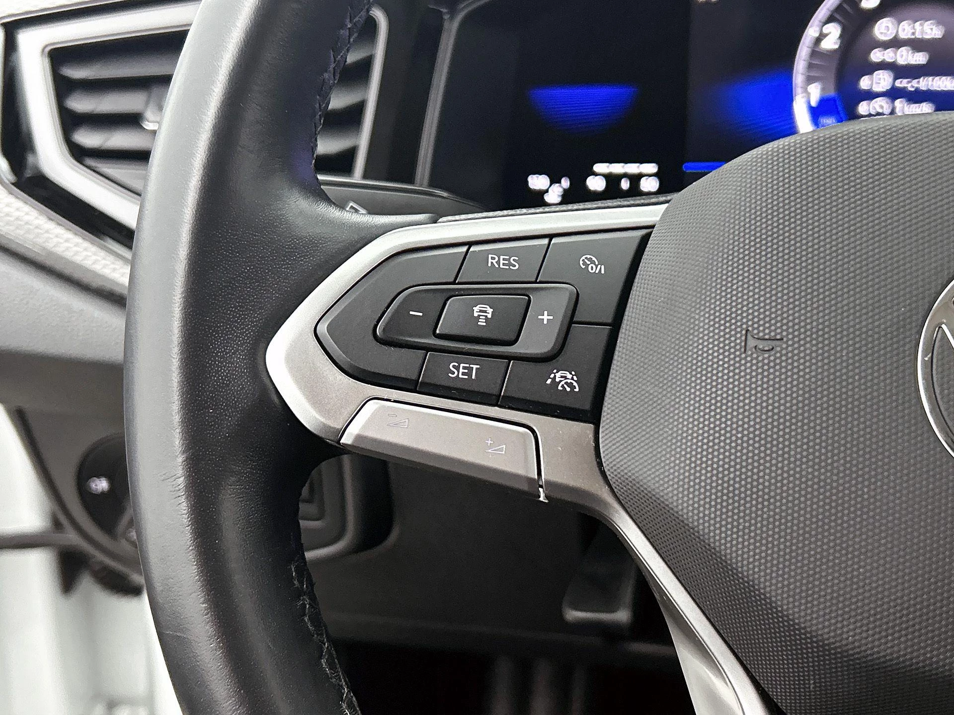 Volkswagen-Taigo-image-5