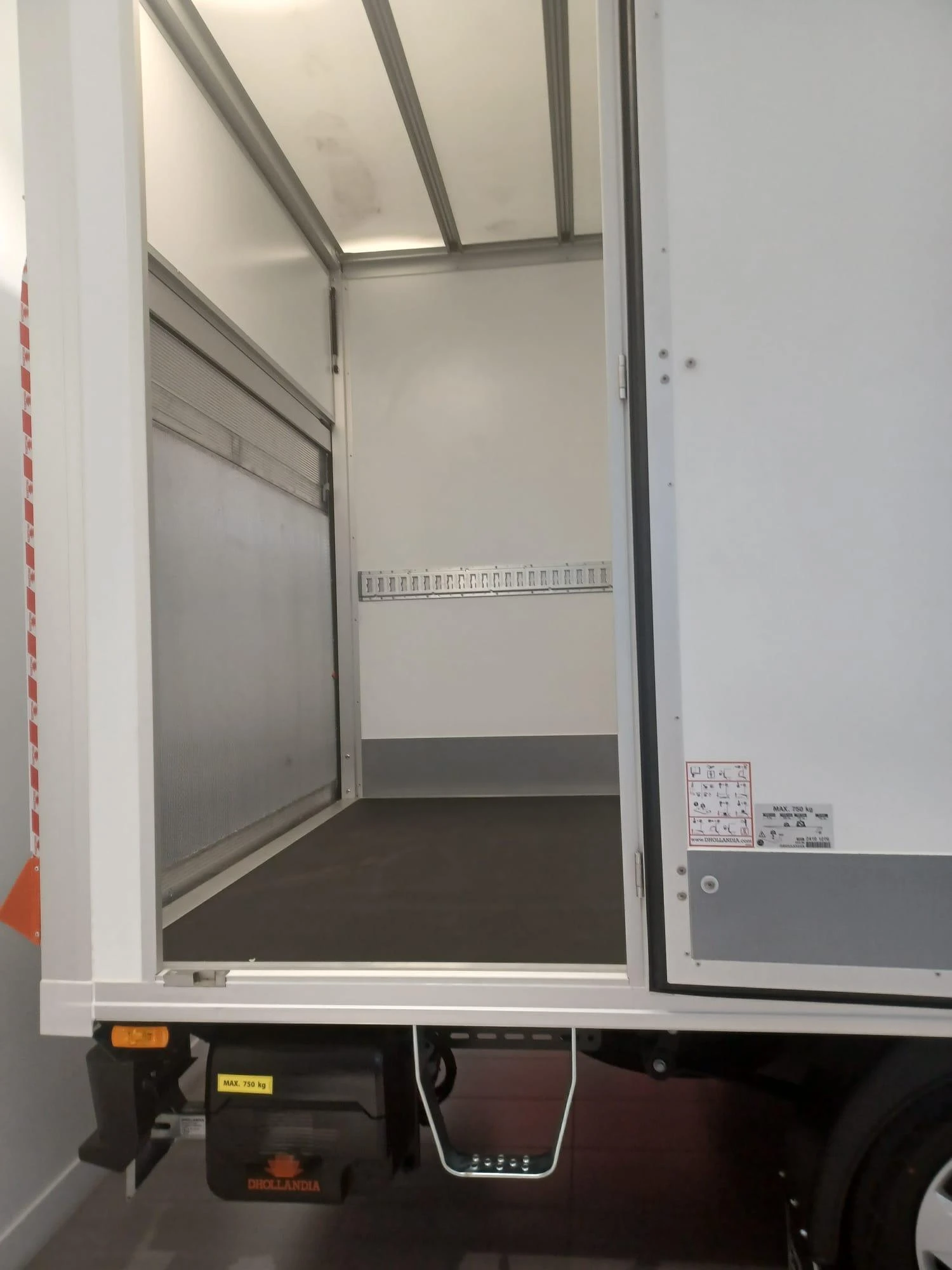 Ford Transit 350L Trend - Meubelbak met laadlift - 360 camera