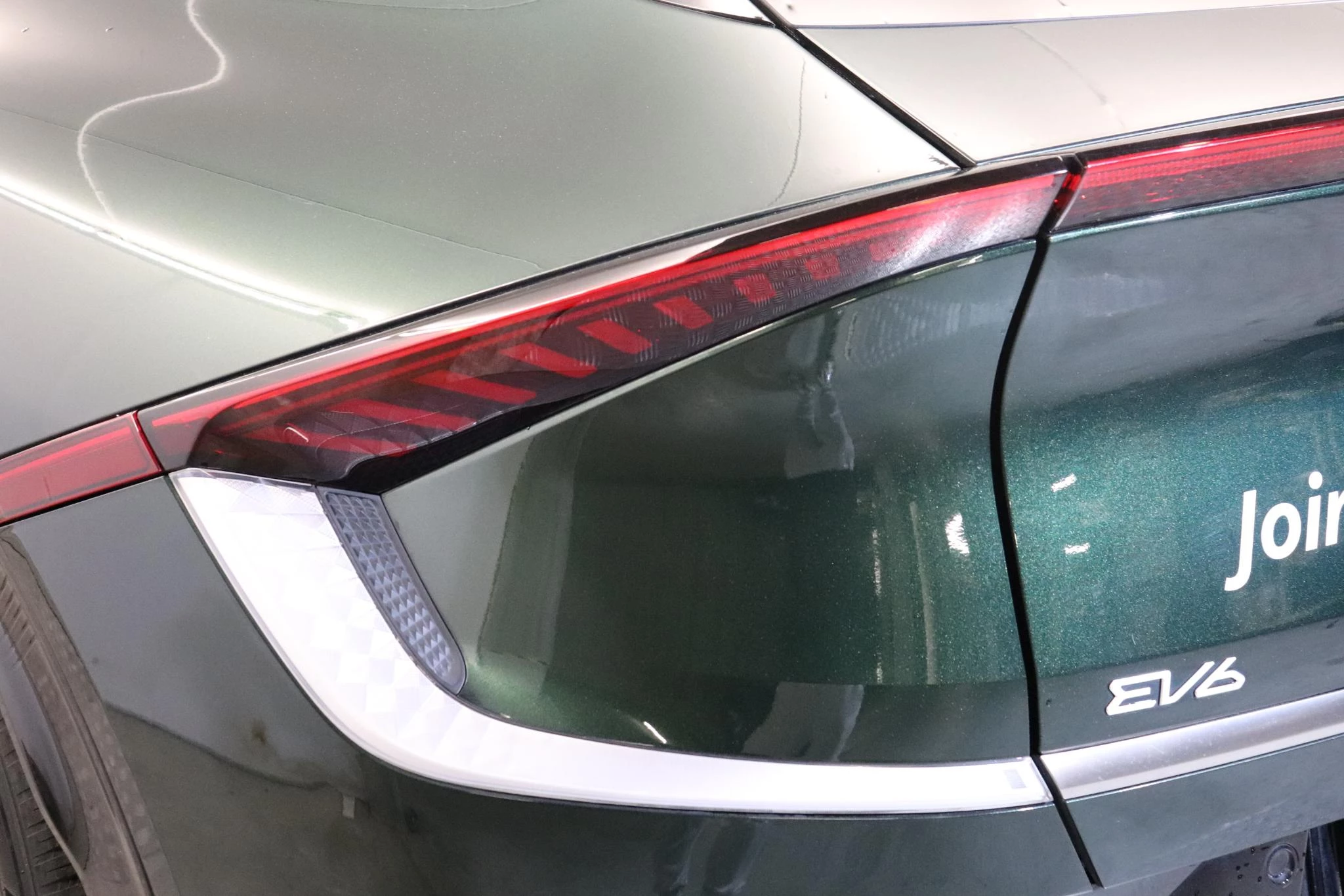 Kia EV6 BEV 77,4 kWH Earth