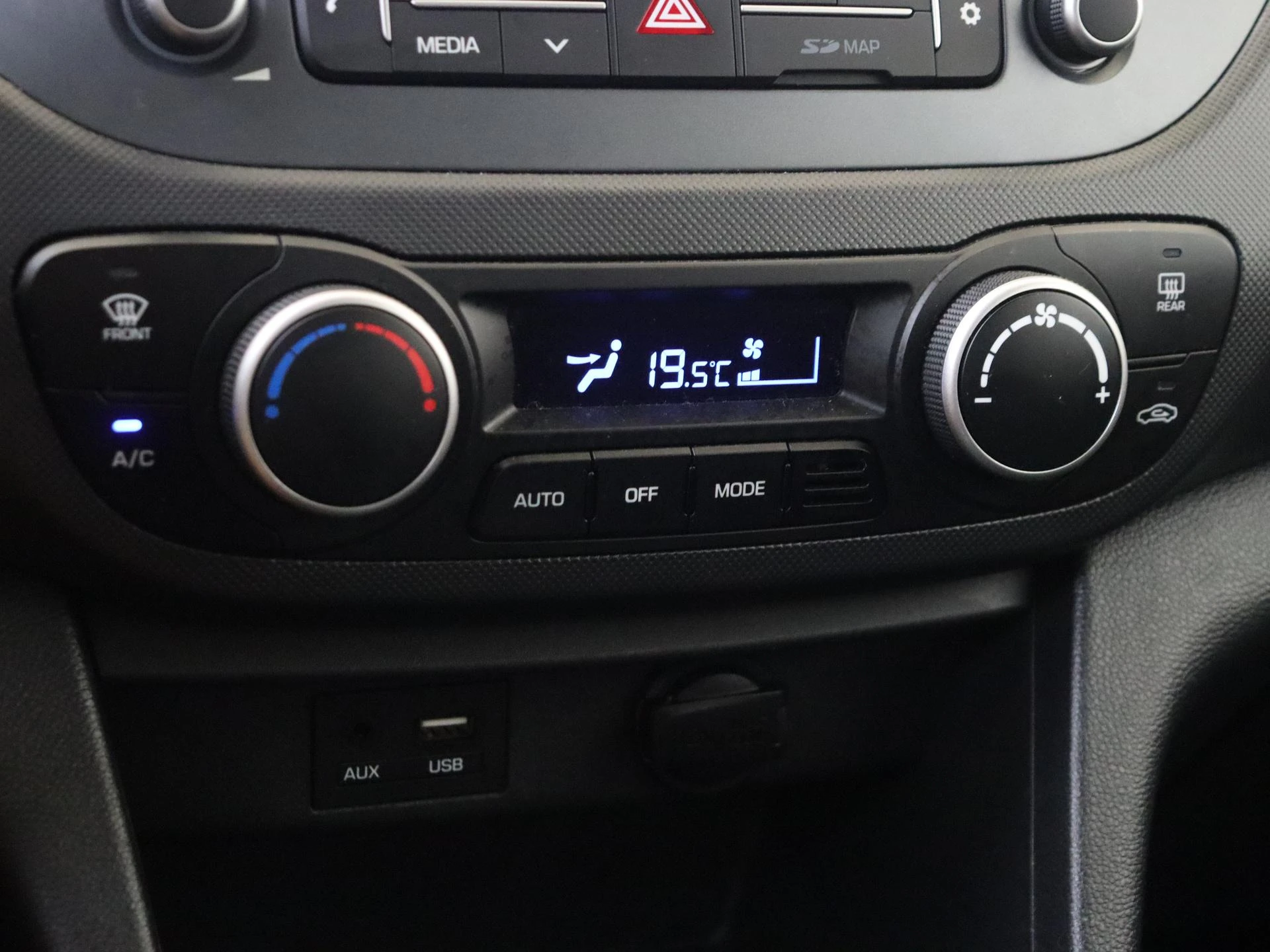 Hyundai-i10-image-19
