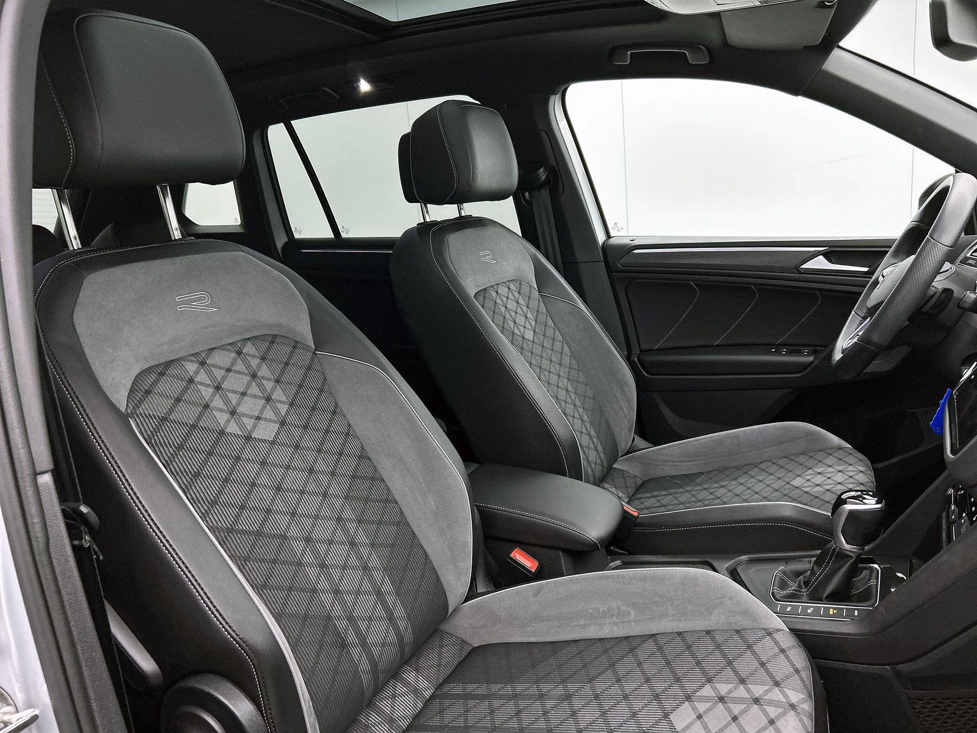Volkswagen-Tiguan-image-36