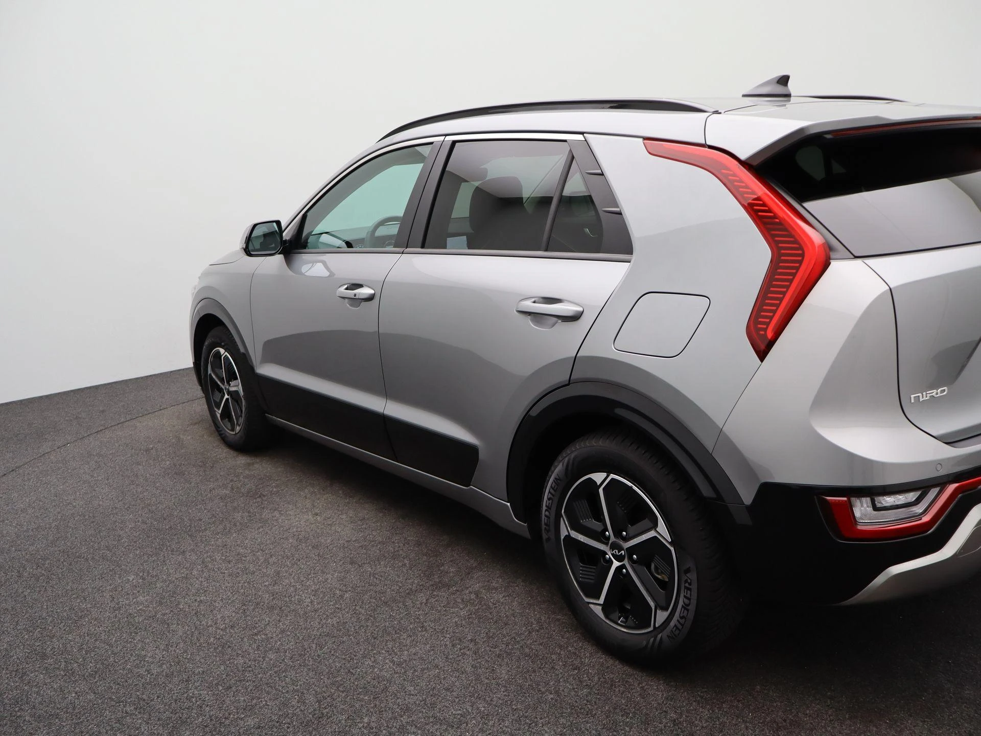 Kia-Niro-image-34